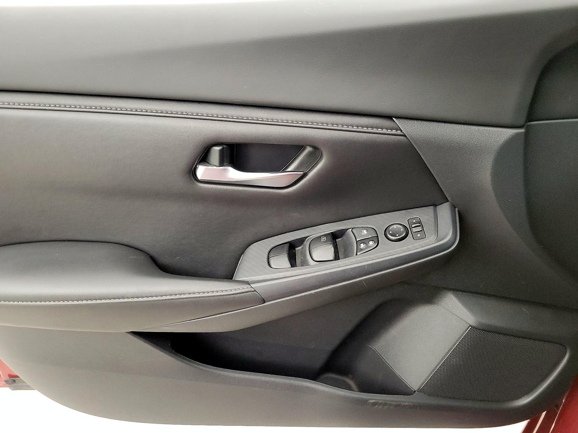 Thumbnail: 2023 Nissan Sentra - 12