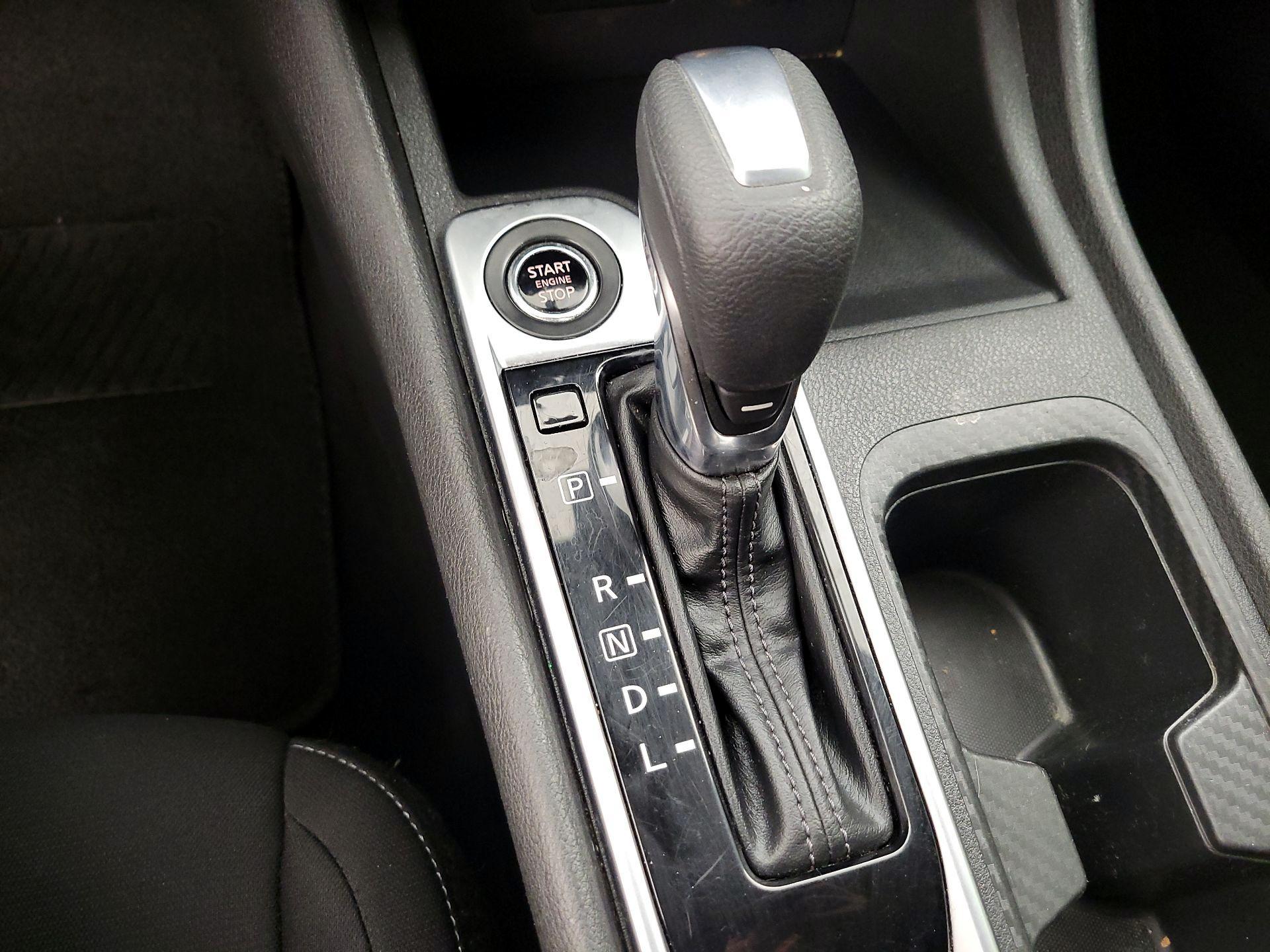 Thumbnail: 2023 Nissan Sentra - 15