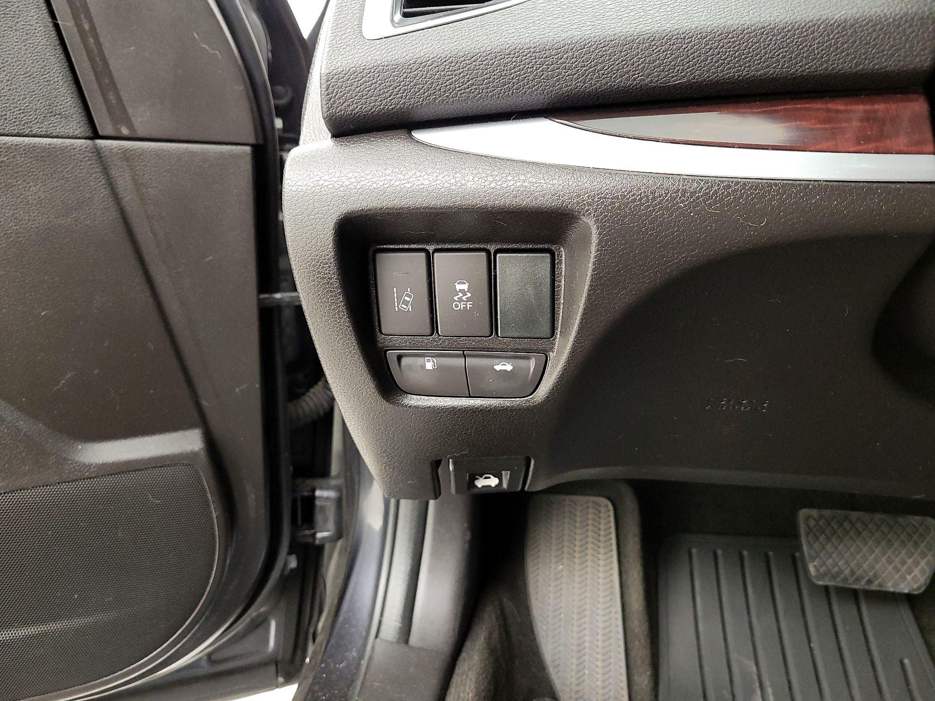 Thumbnail: 2016 Acura TLX - 13