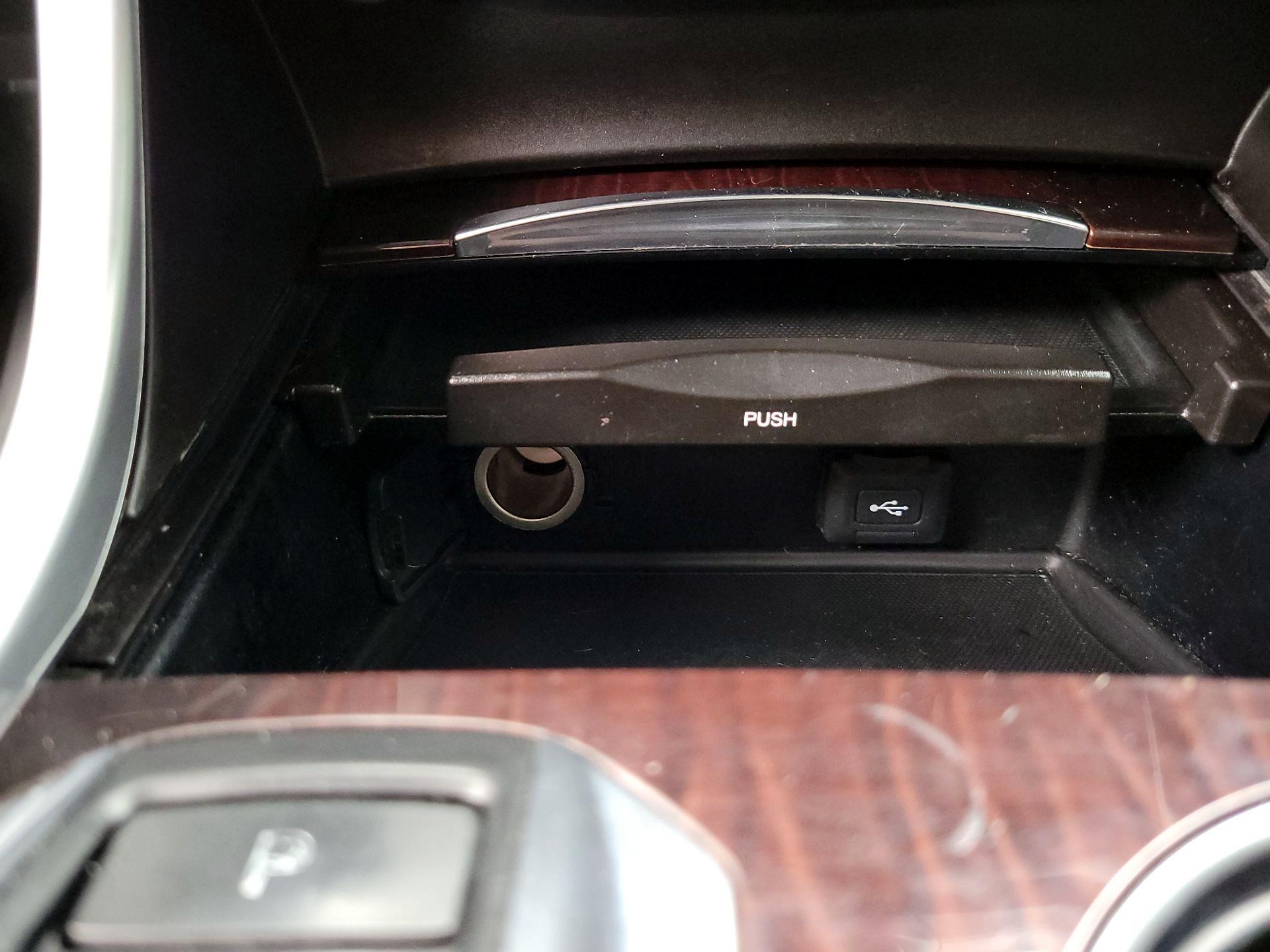 Thumbnail: 2016 Acura TLX - 18