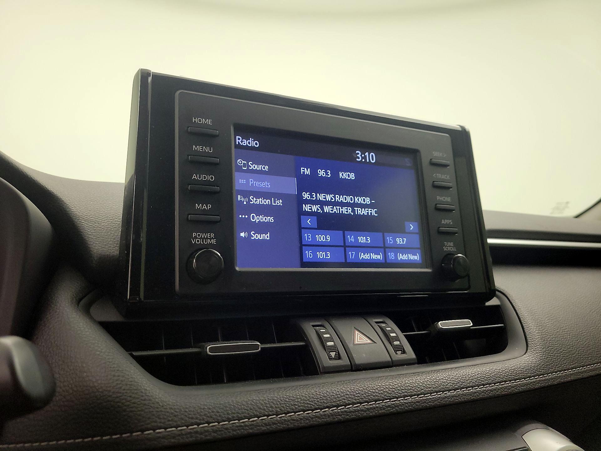 Thumbnail: 2019 Toyota RAV4 - 15