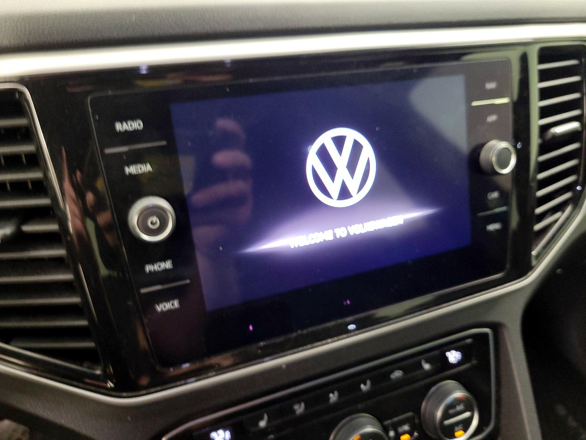 Thumbnail: 2021 Volkswagen Atlas - 11