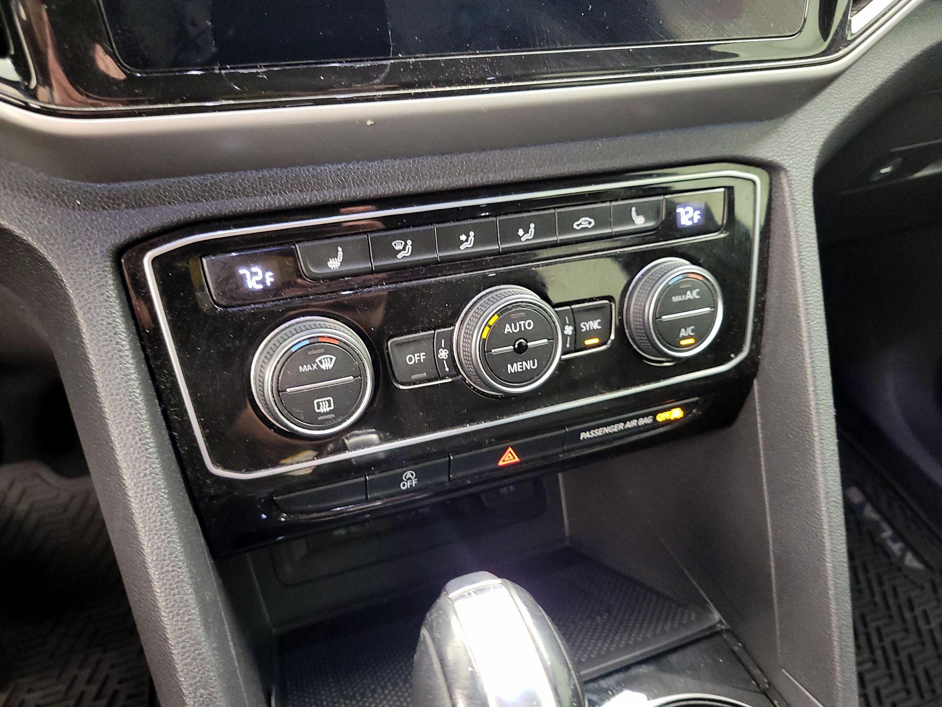 Thumbnail: 2021 Volkswagen Atlas - 12
