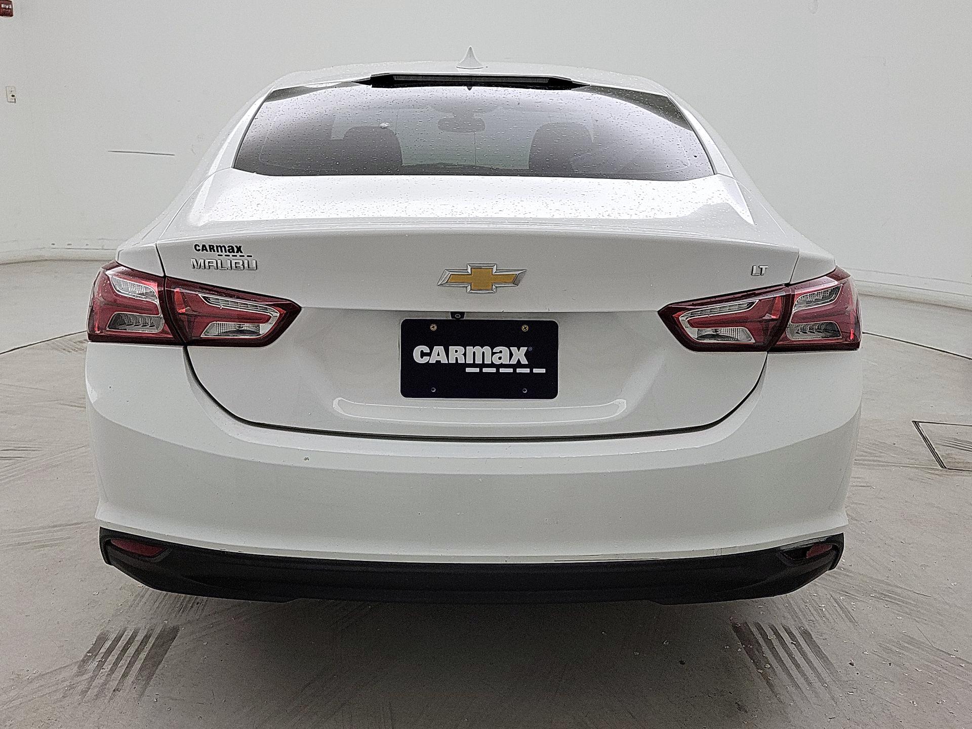 Thumbnail: 2019 Chevrolet Malibu - 6