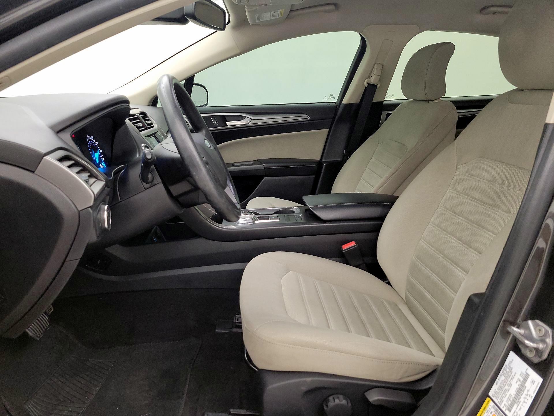 Thumbnail: 2019 Ford Fusion - 11