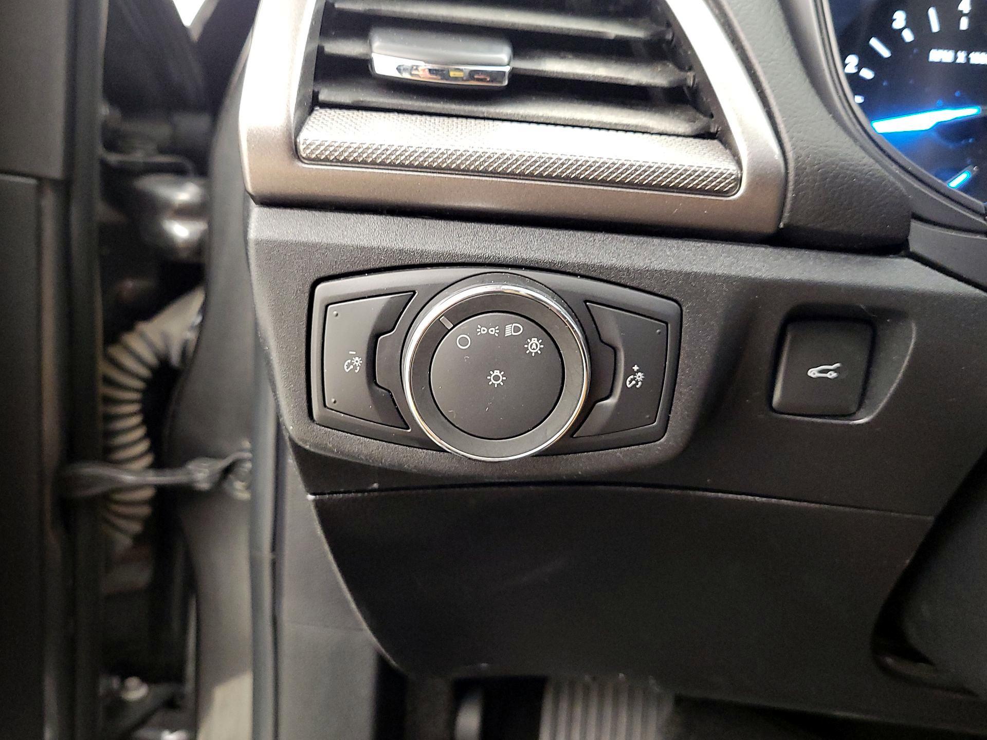 Thumbnail: 2019 Ford Fusion - 13