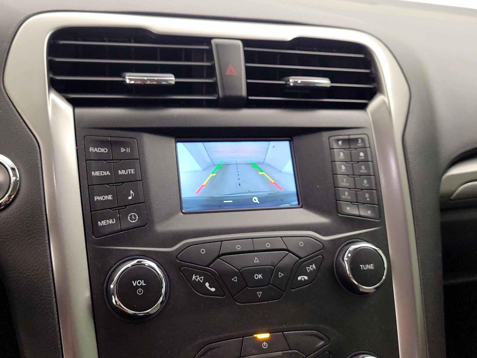 Thumbnail: 2019 Ford Fusion - 14