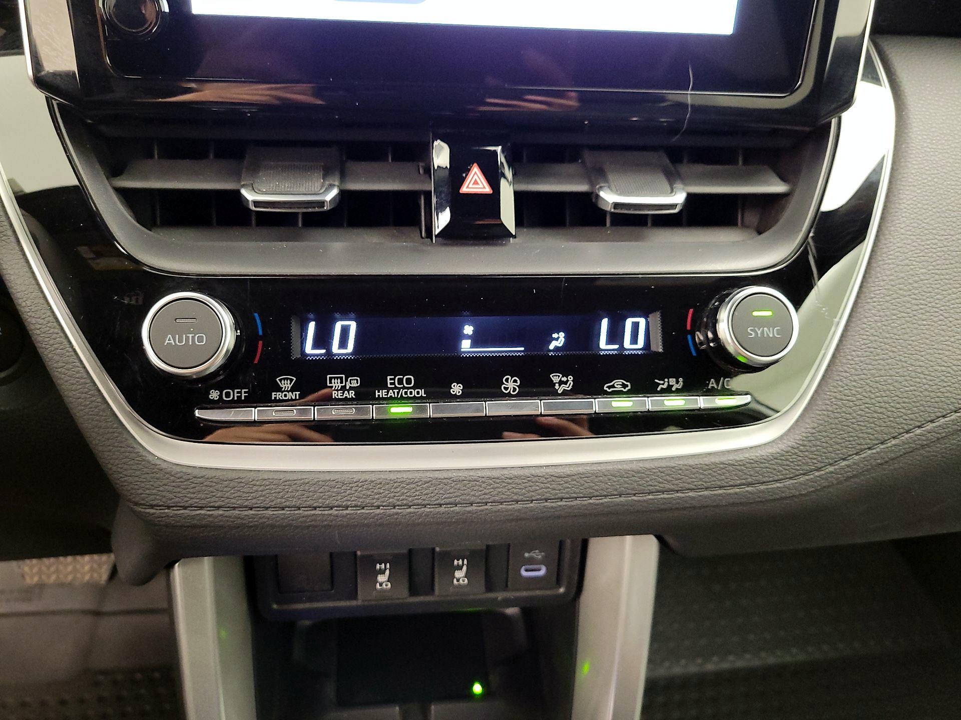 Thumbnail: 2024 Toyota Corolla Cross - 16