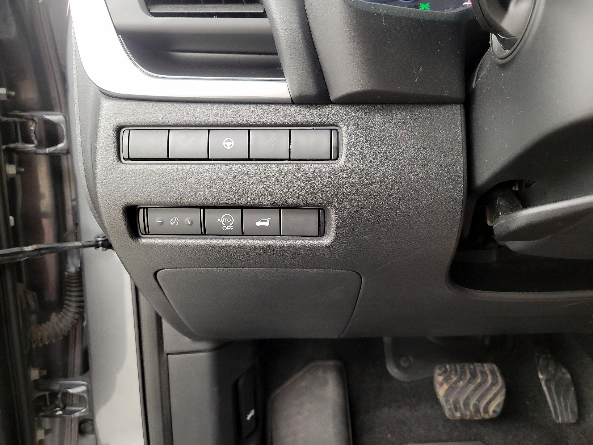 Thumbnail: 2023 Nissan Rogue - 13