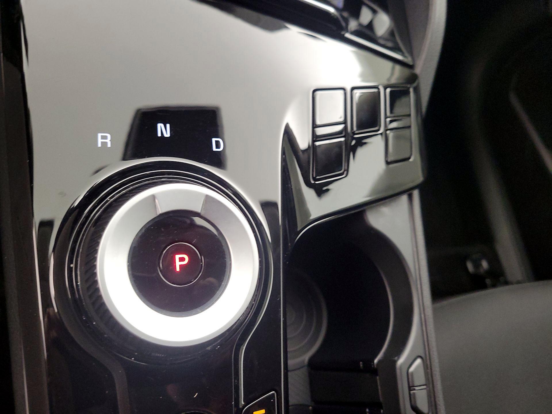 Thumbnail: 2023 Kia Sportage - 15