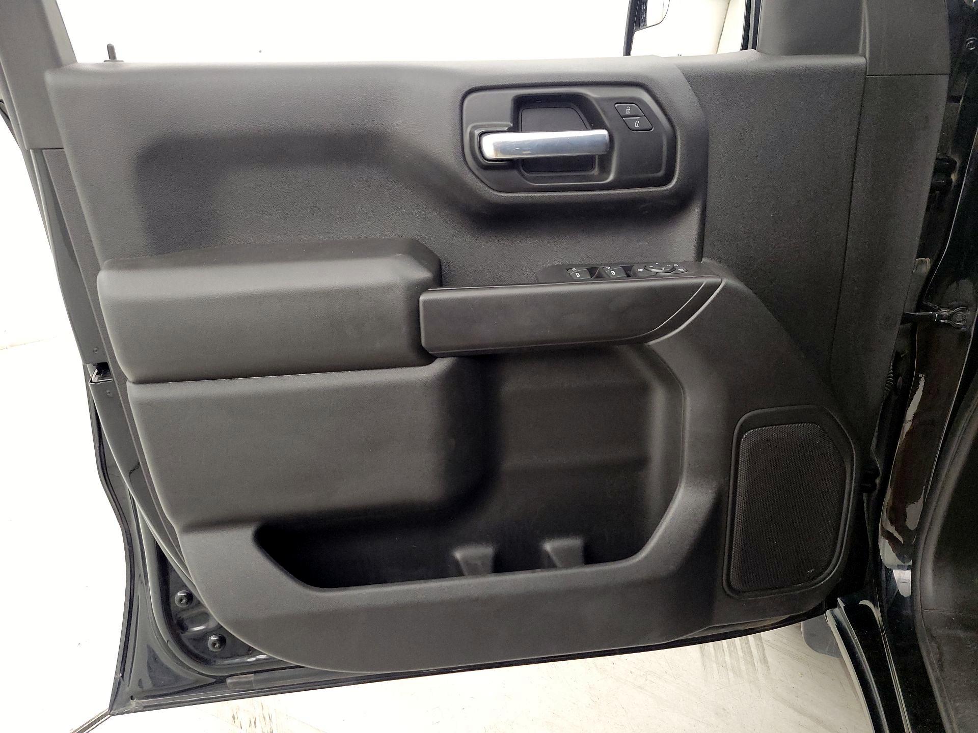 Thumbnail: 2021 Chevrolet Silverado 1500 - 12