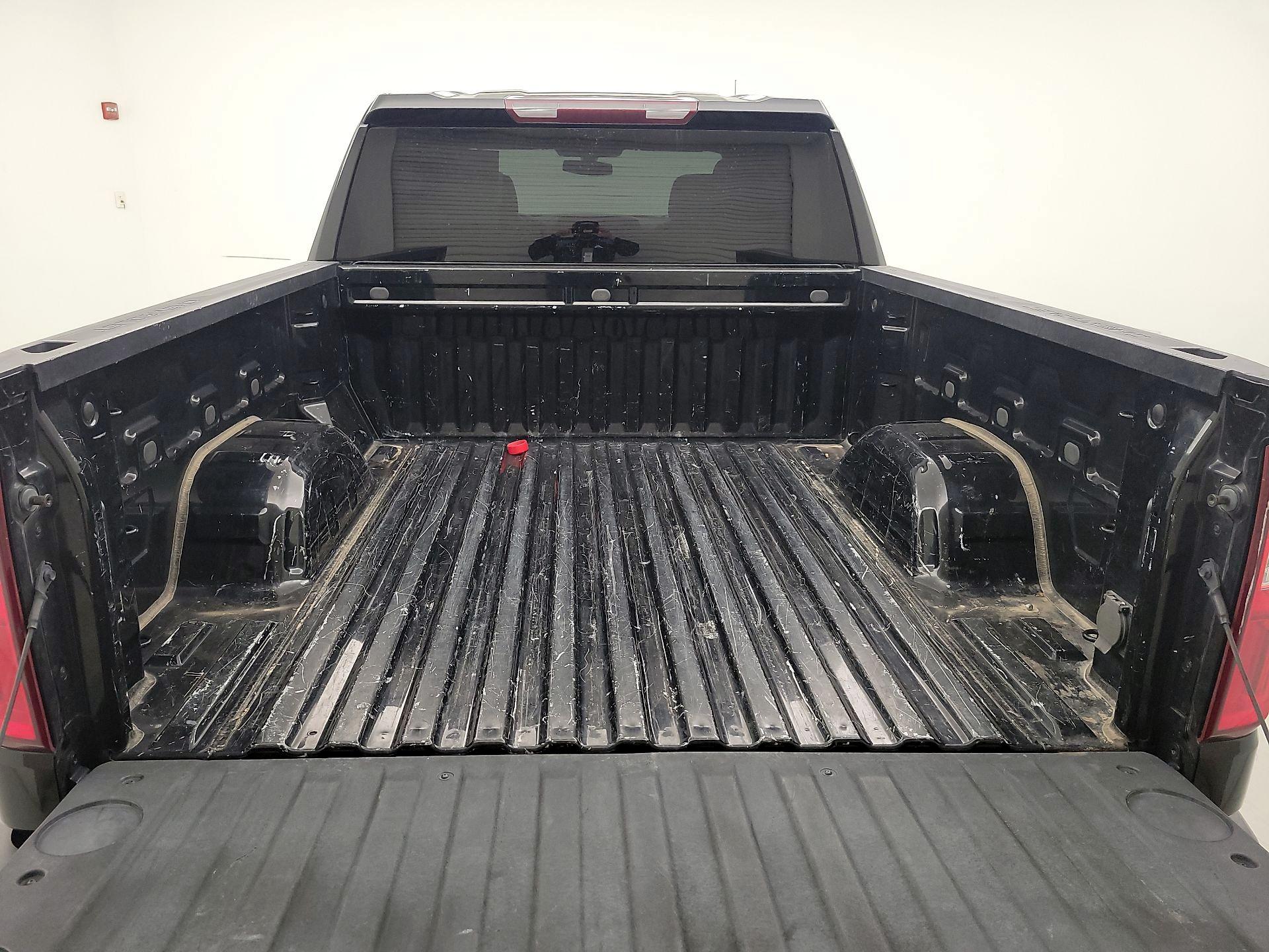 Thumbnail: 2021 Chevrolet Silverado 1500 - 20