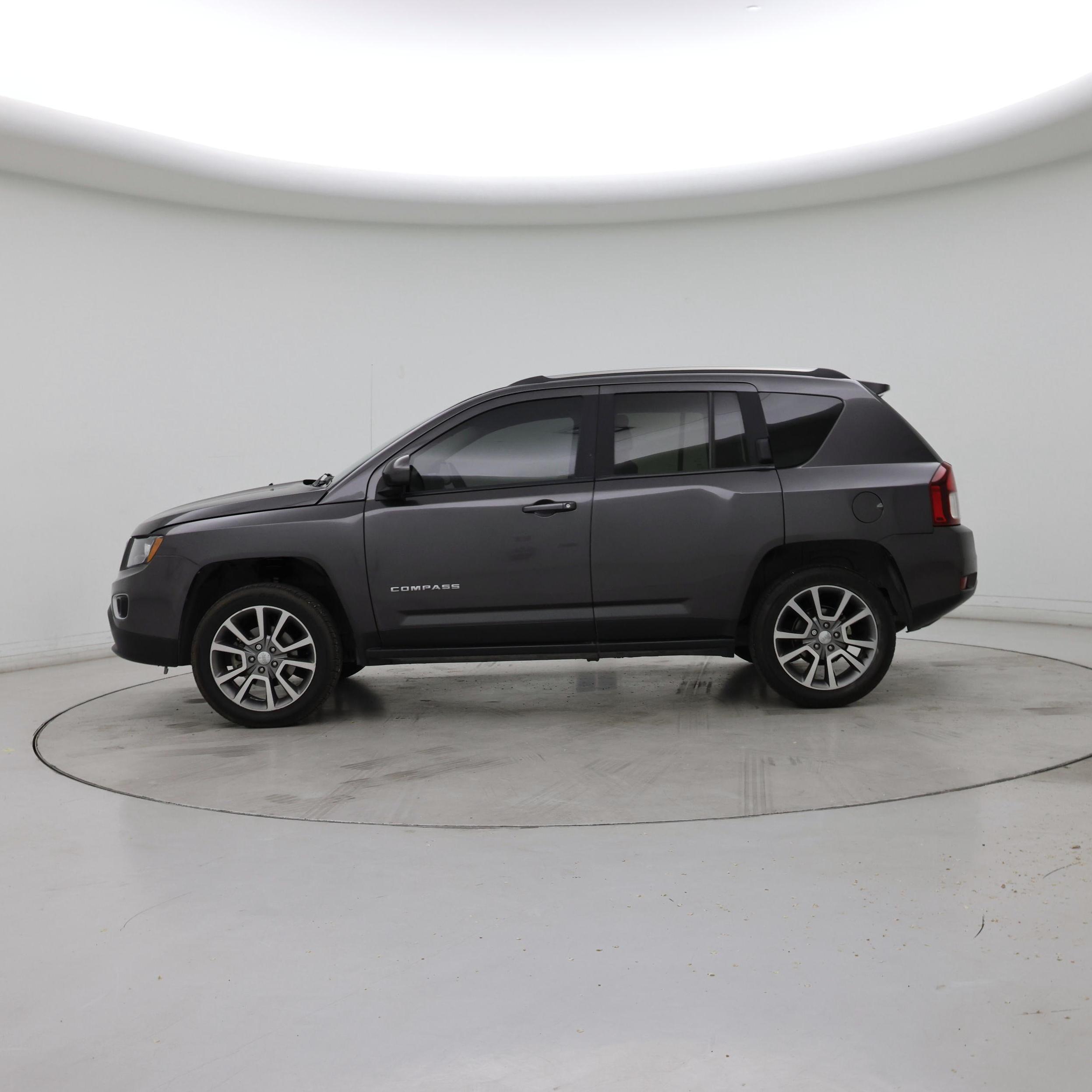 Thumbnail: 2016 Jeep Compass - 3