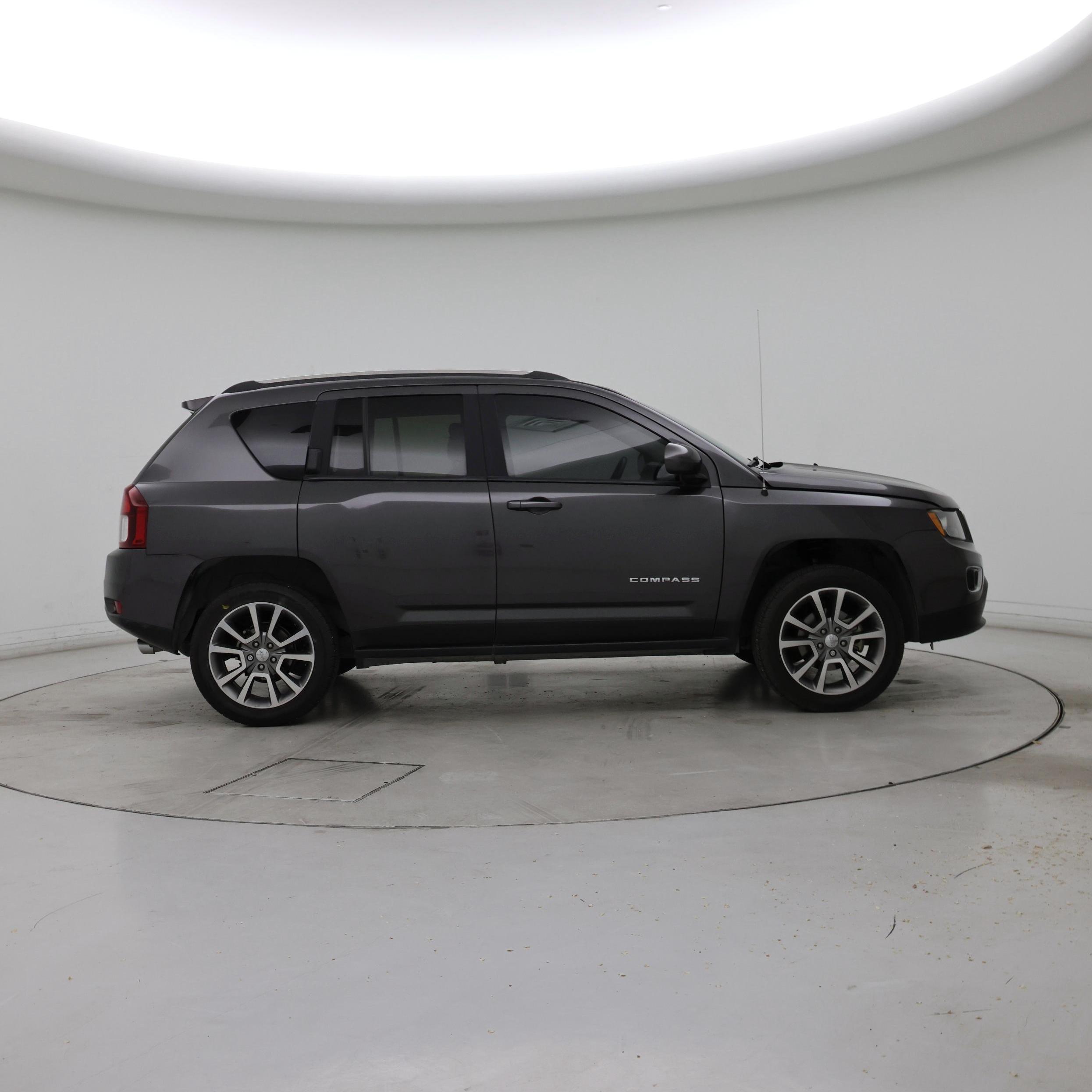 Thumbnail: 2016 Jeep Compass - 7