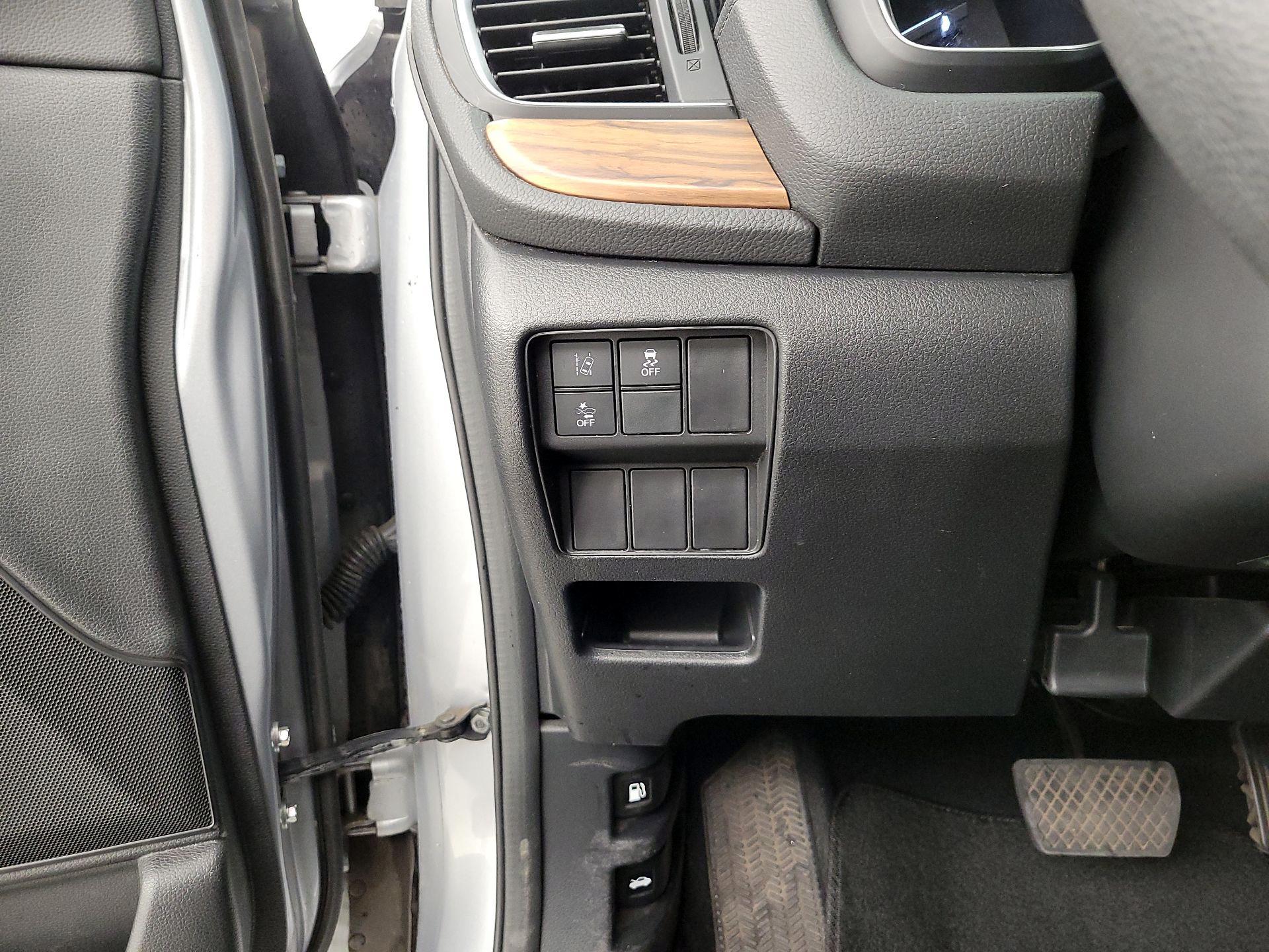 Thumbnail: 2018 Honda CR-V - 13