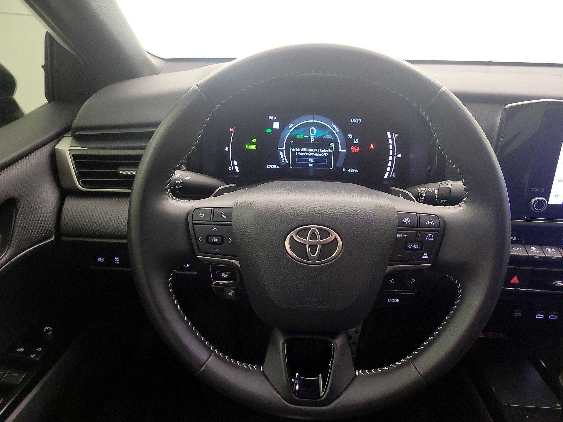 Thumbnail: 2025 Toyota Camry - 10