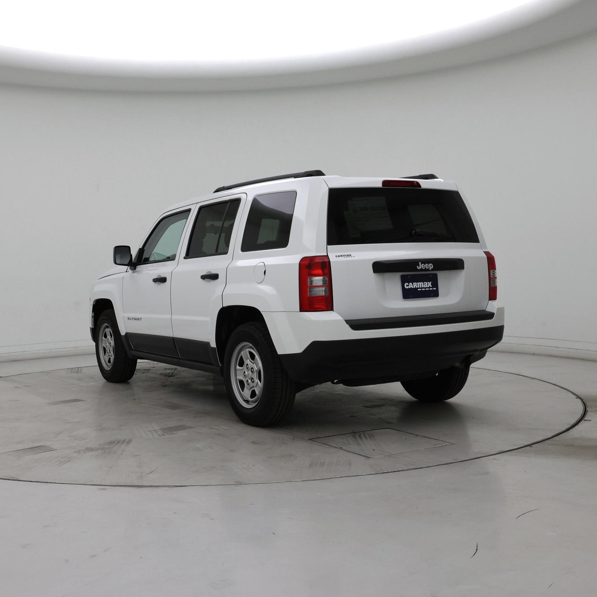 Thumbnail: 2014 Jeep Patriot - 2