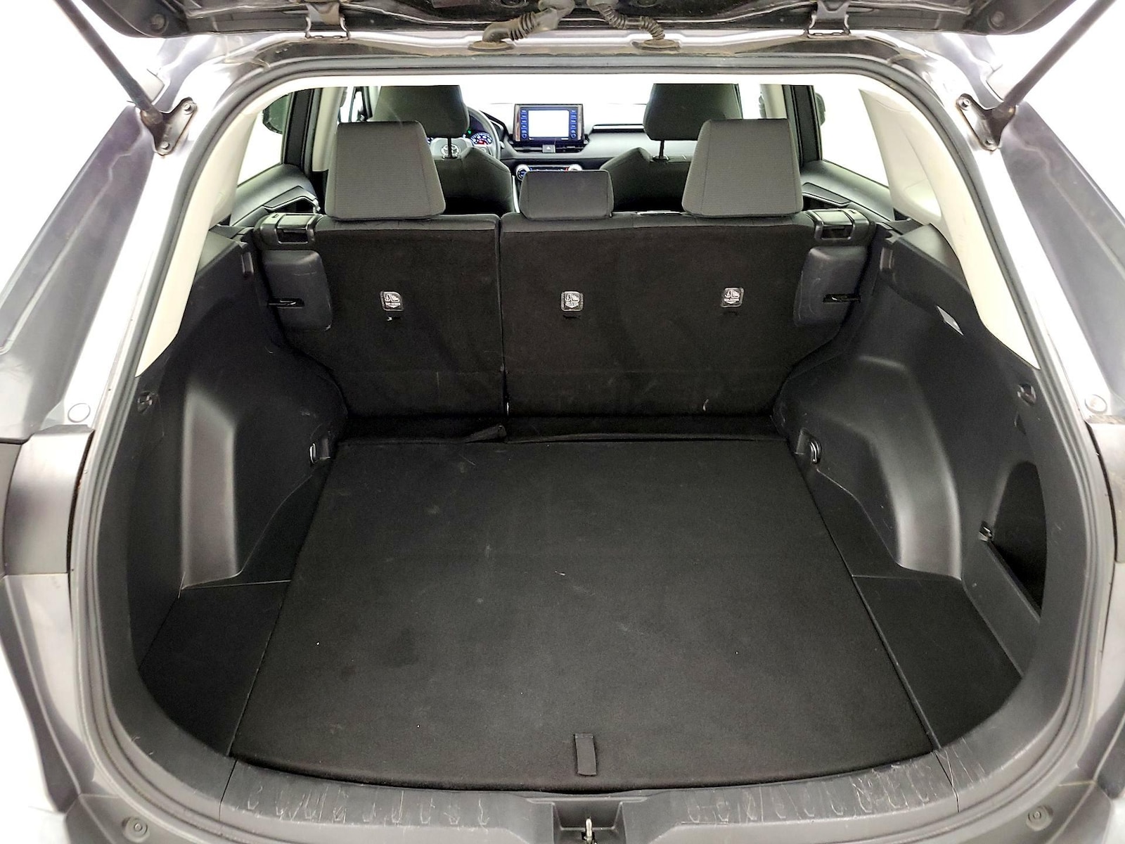 2021 Toyota RAV4 XLE - Photo 15