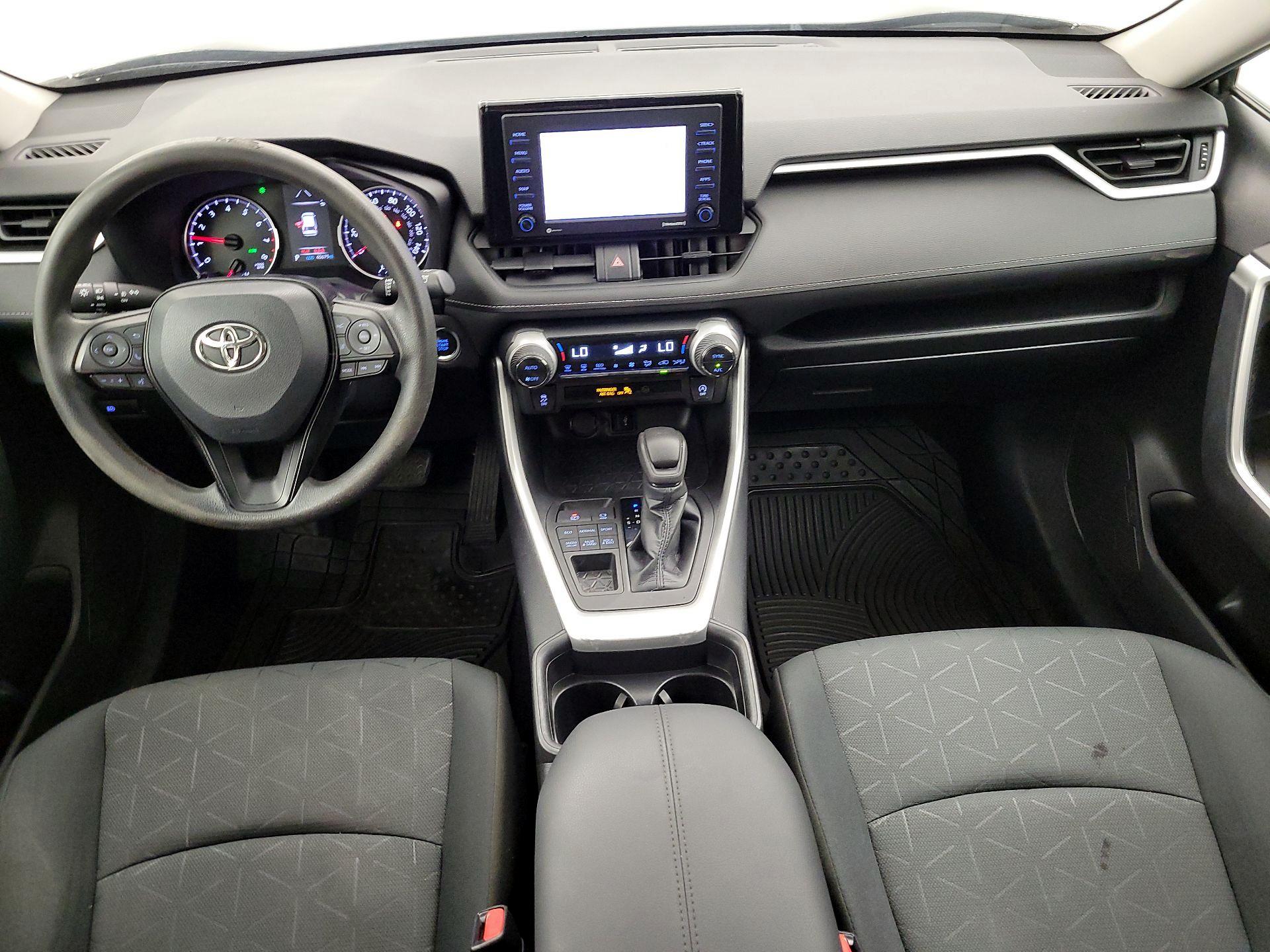 Thumbnail: 2021 Toyota RAV4 - 8