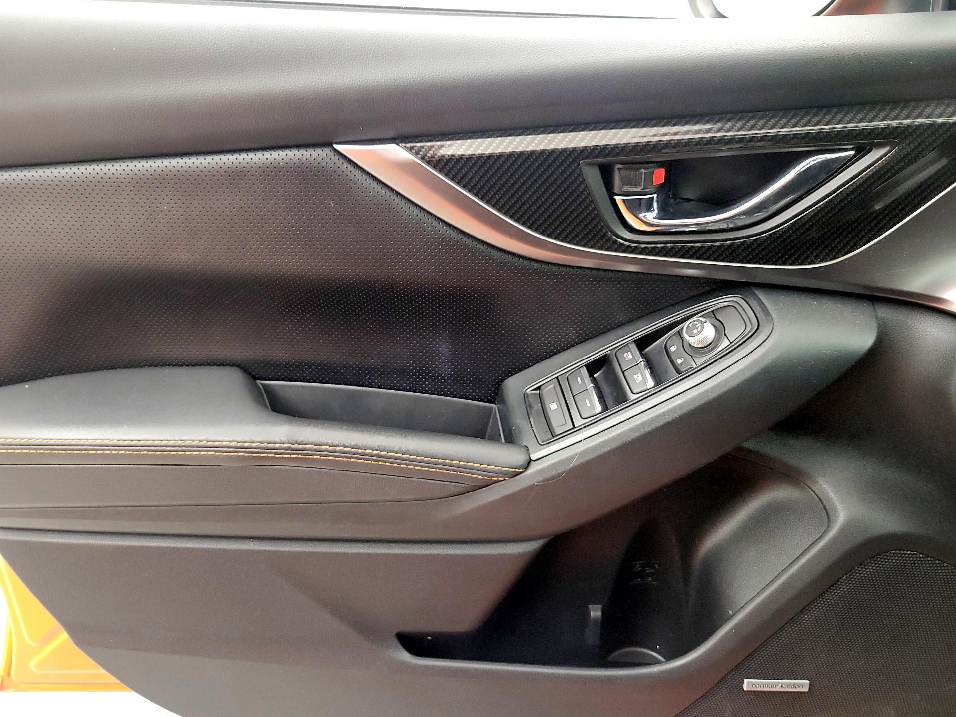 Thumbnail: 2019 Subaru Crosstrek - 10