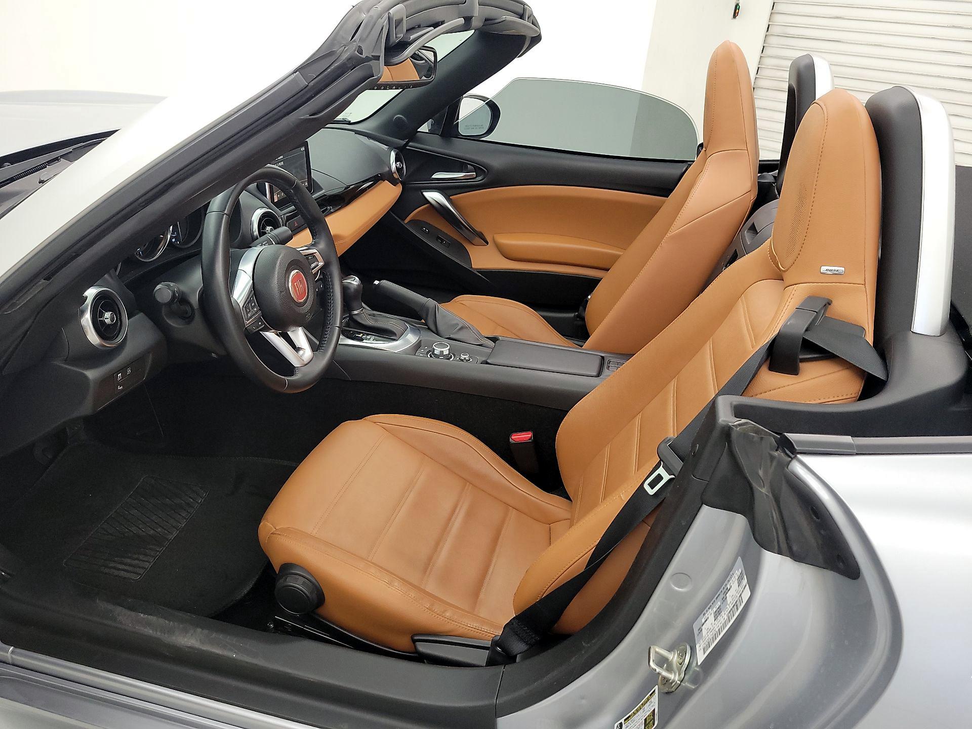 Thumbnail: 2020 Fiat 124 Spider - 11