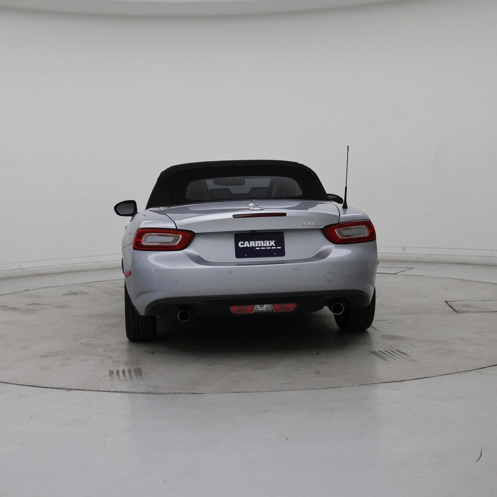 Thumbnail: 2020 Fiat 124 Spider - 6