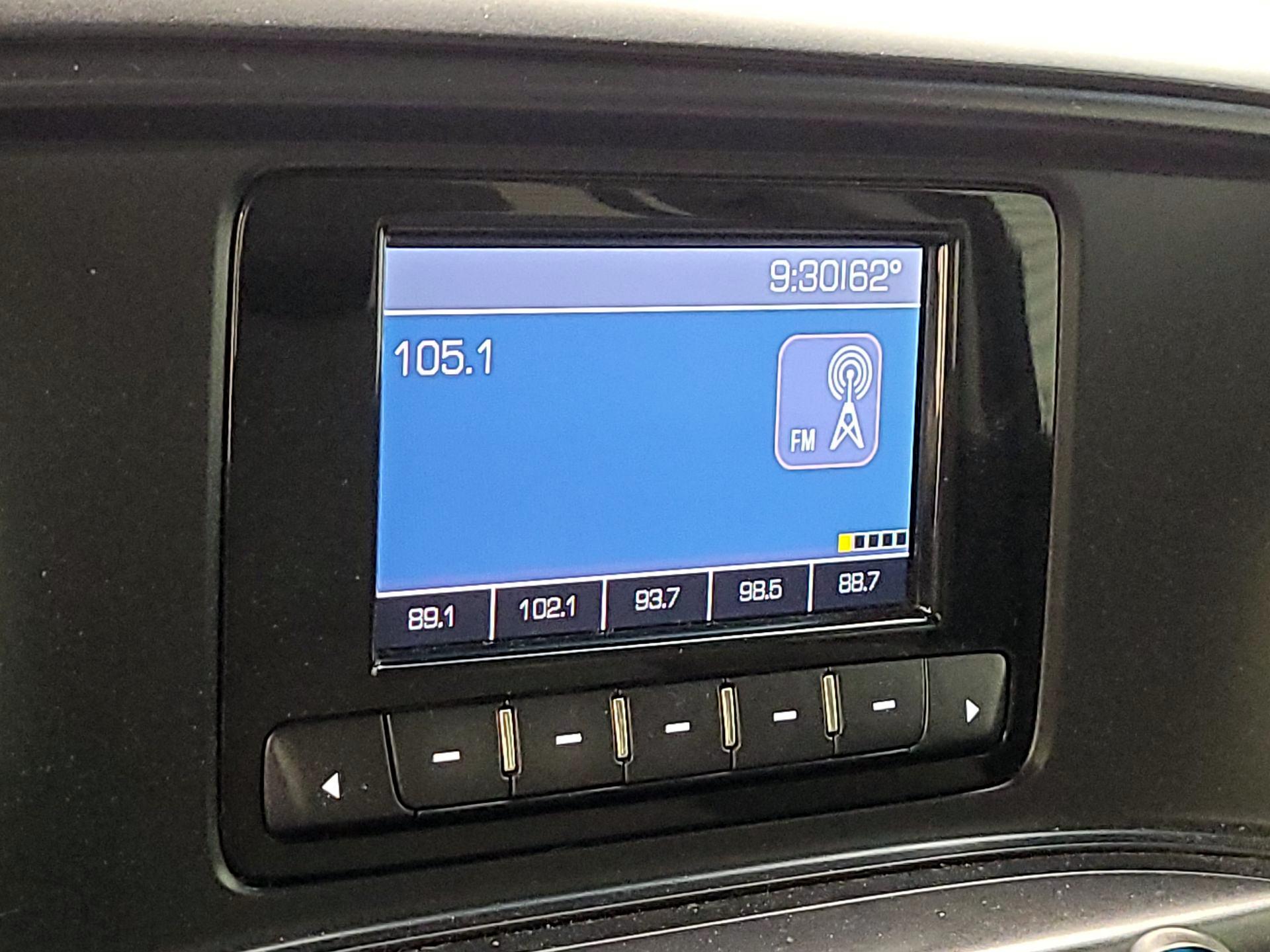 Thumbnail: 2015 Chevrolet Silverado 1500 - 15