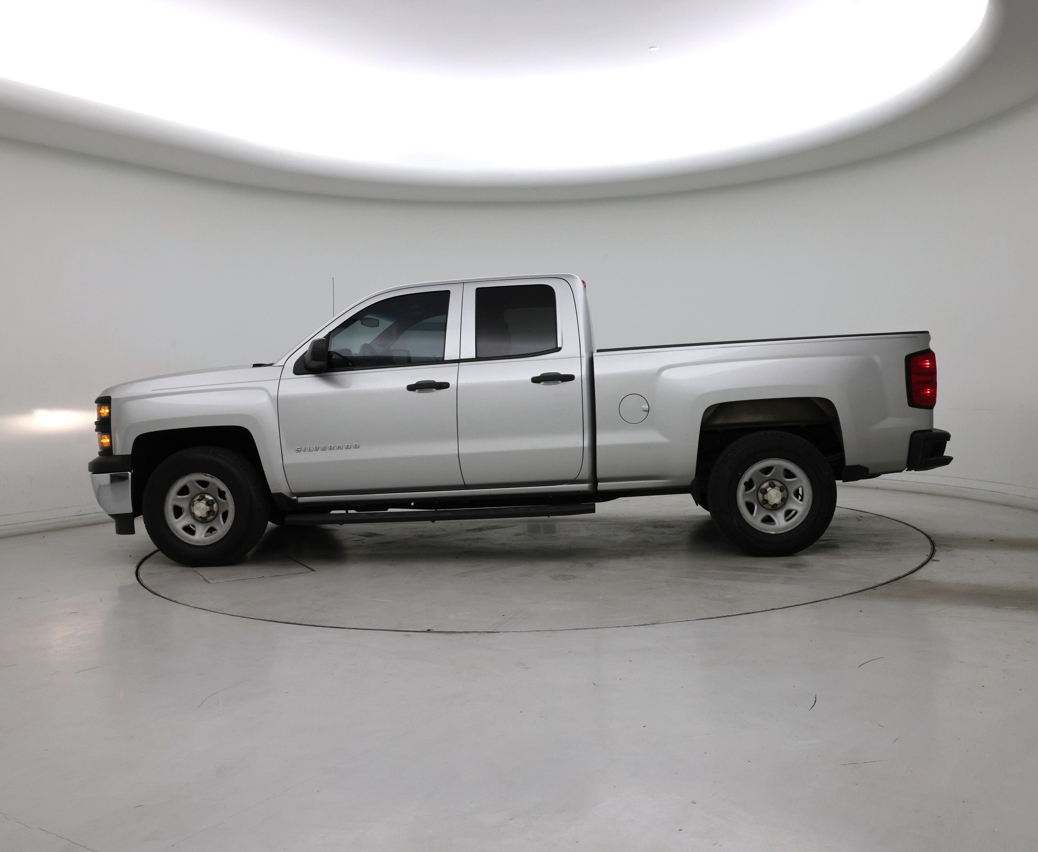 Thumbnail: 2015 Chevrolet Silverado 1500 - 3