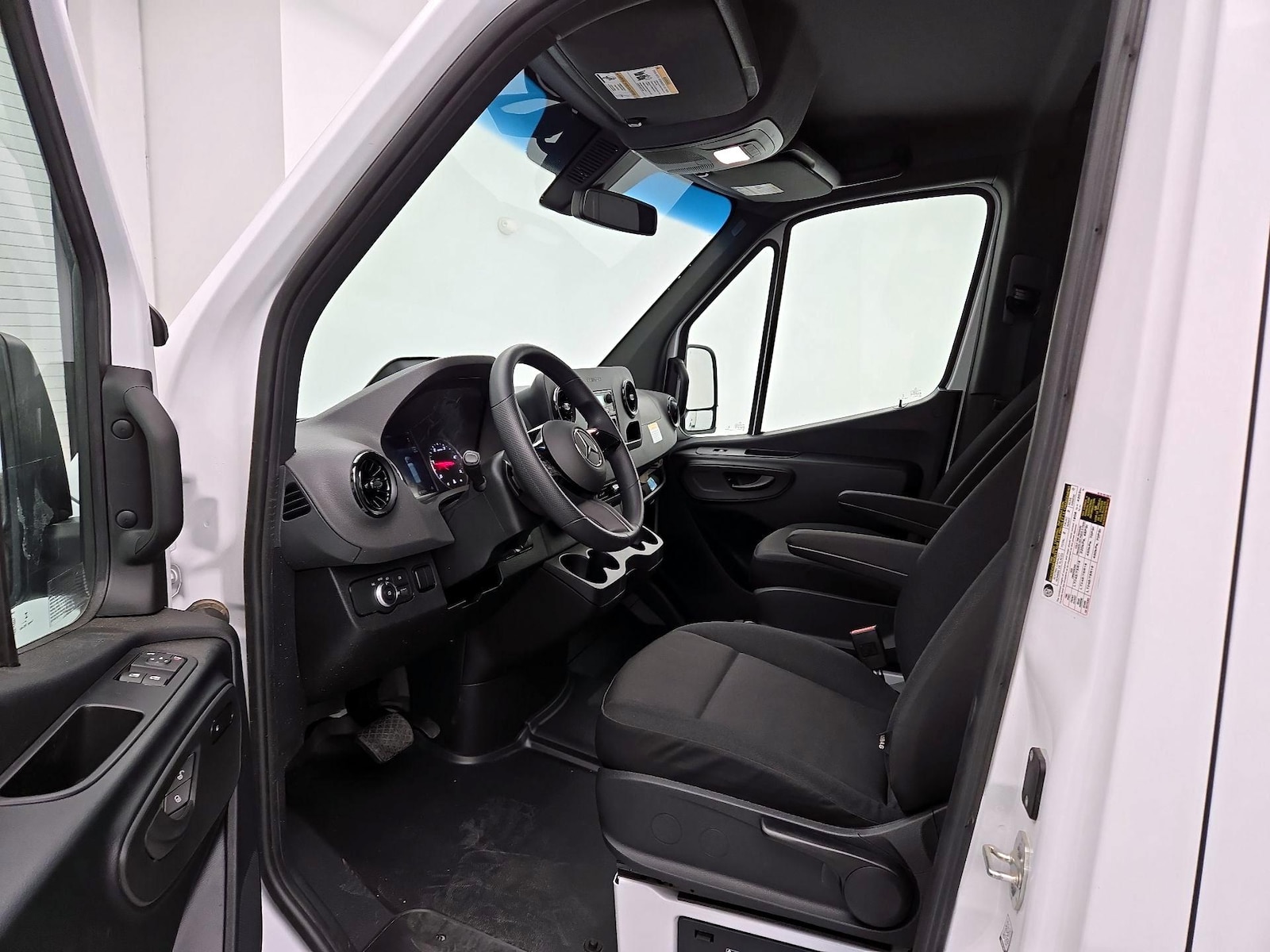 2025 Mercedes-Benz Sprinter Cargo Van Base - Photo 12
