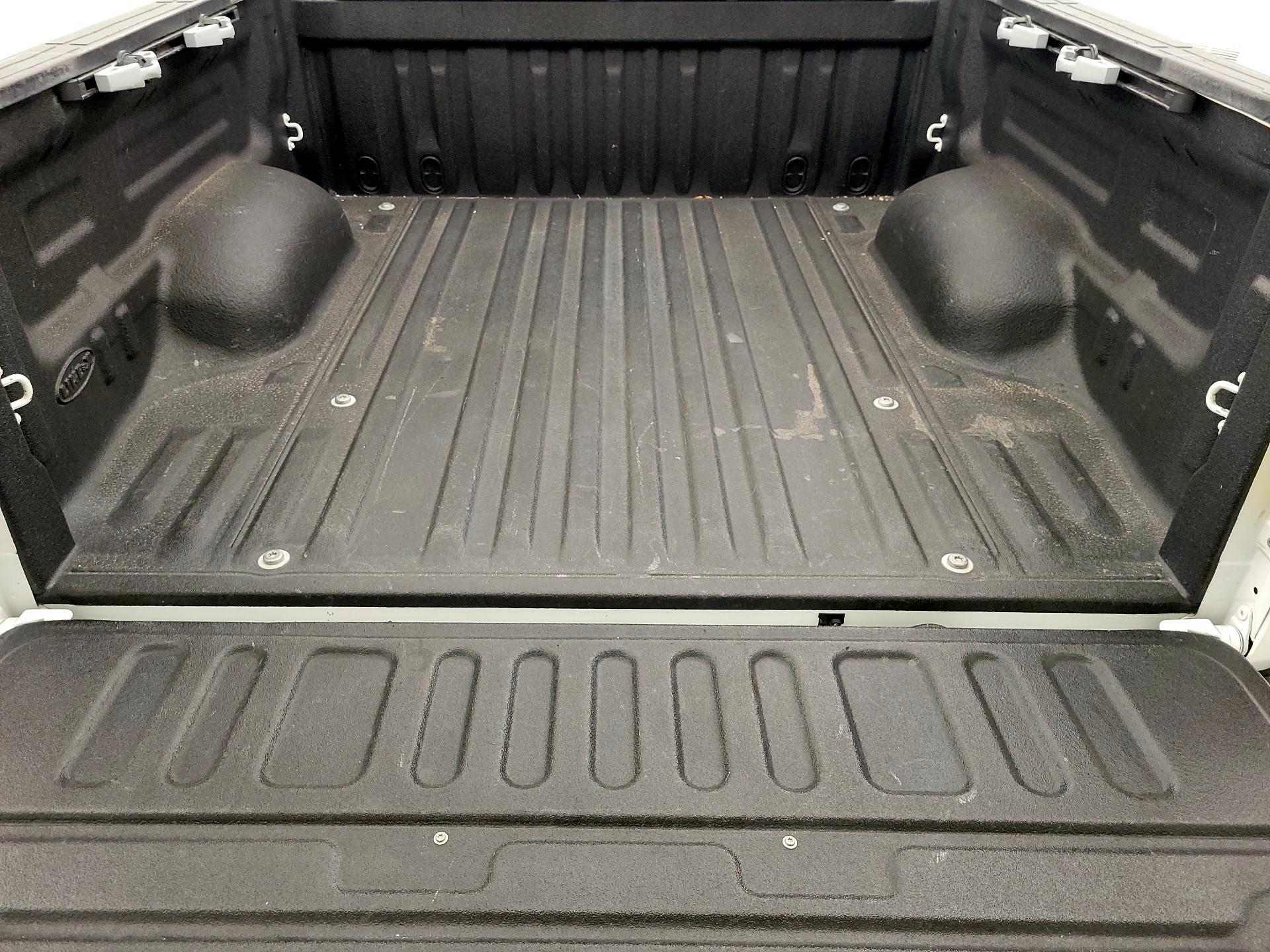 Thumbnail: 2017 Toyota Tundra - 19