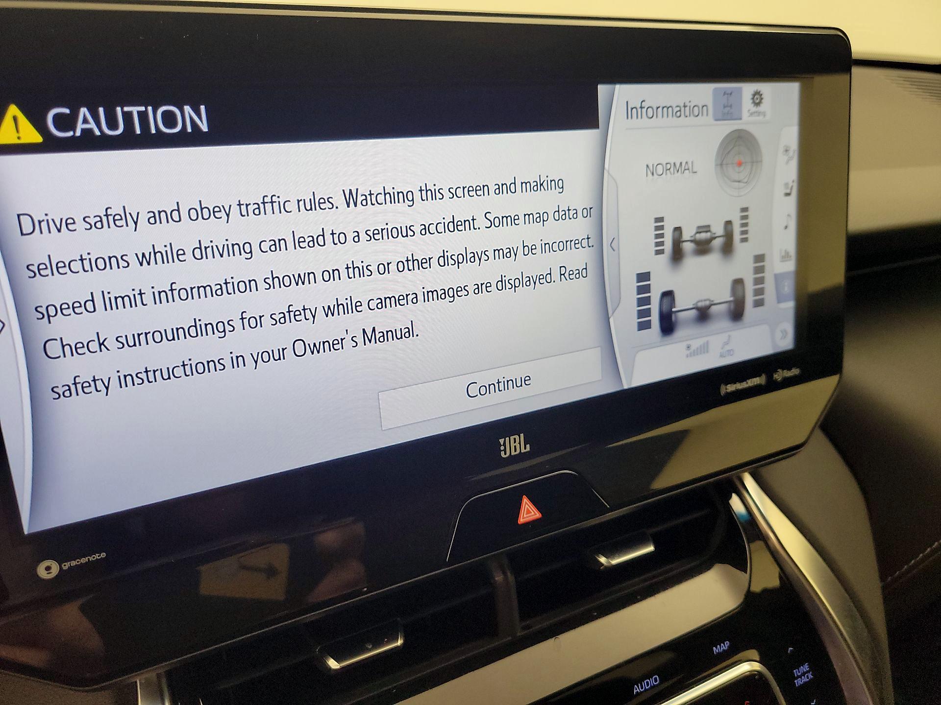 Thumbnail: 2022 Toyota Venza - 11