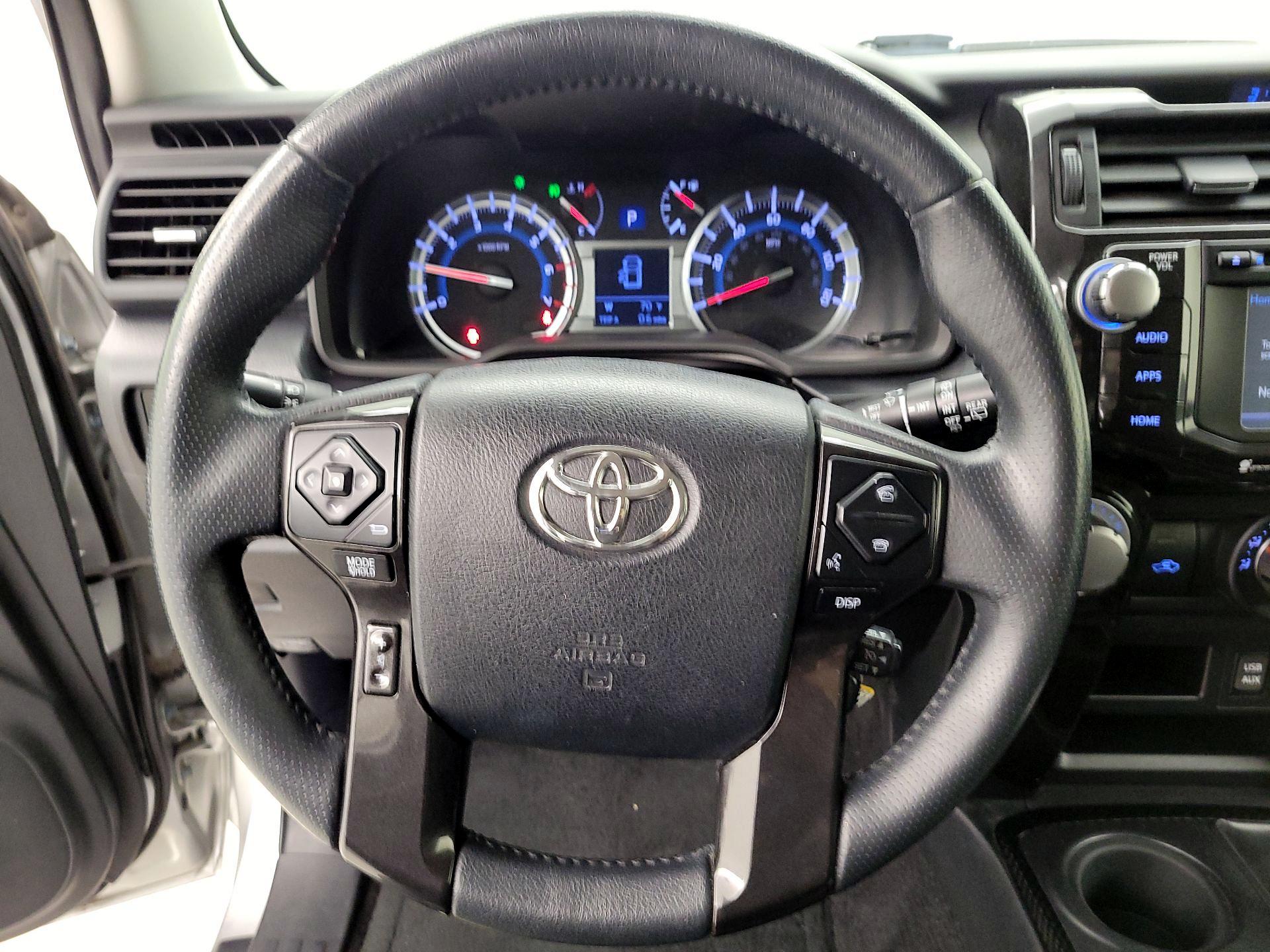 Thumbnail: 2019 Toyota 4Runner - 10
