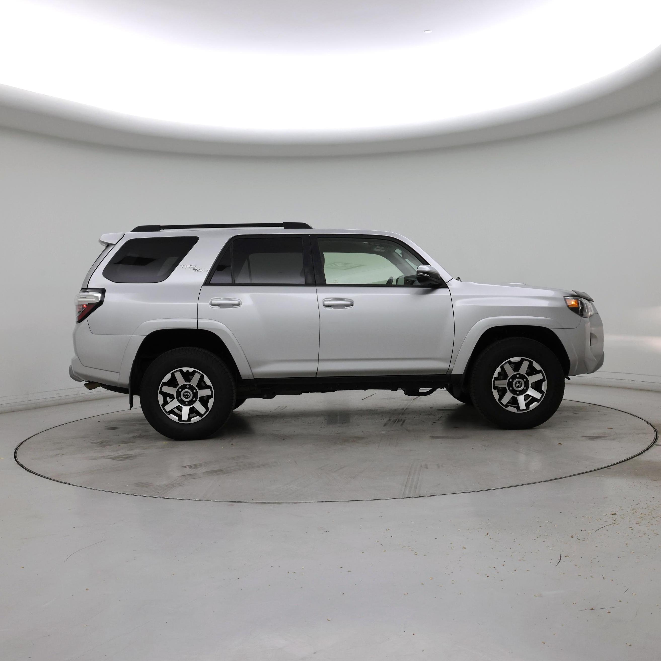 Thumbnail: 2019 Toyota 4Runner - 7