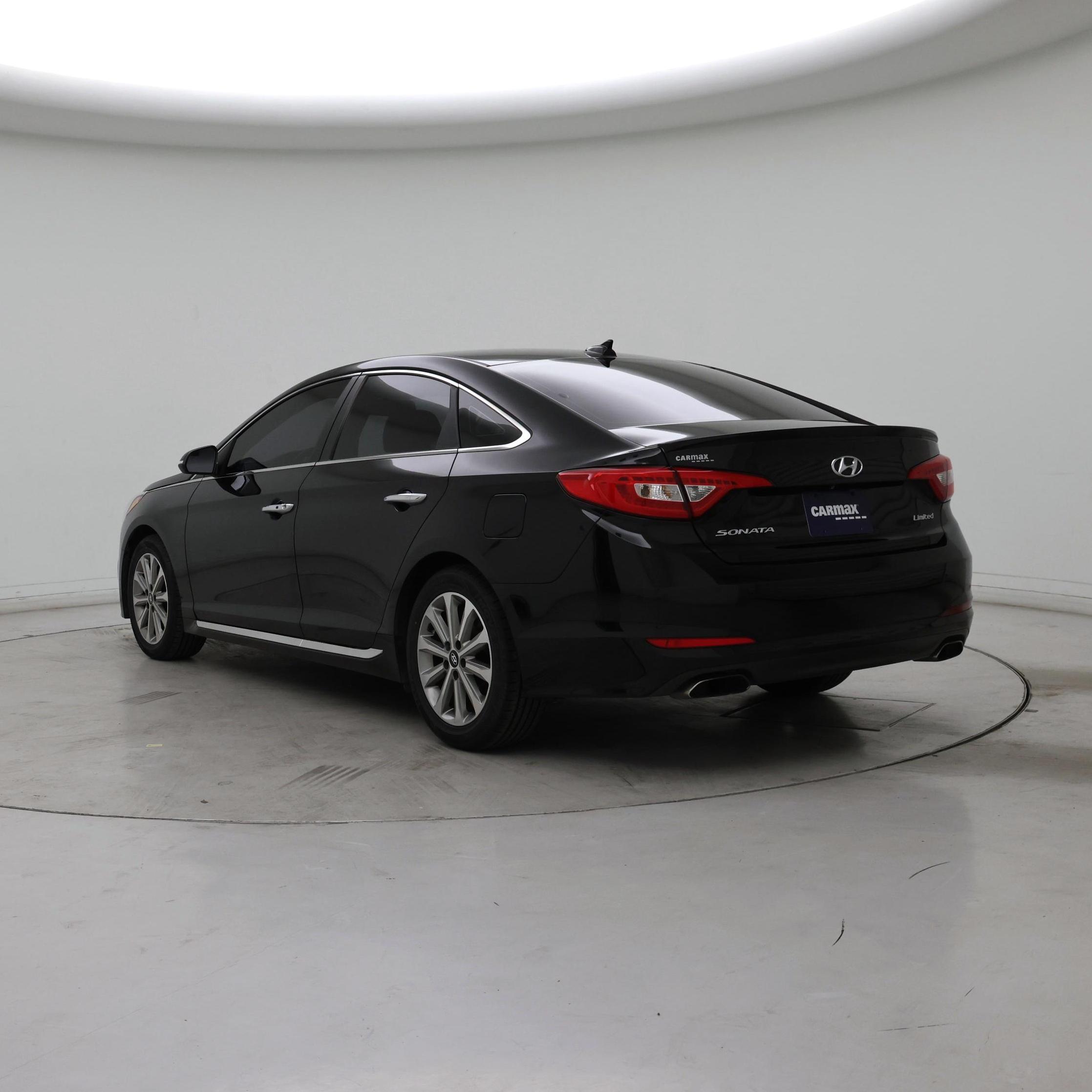 Thumbnail: 2017 Hyundai Sonata - 2