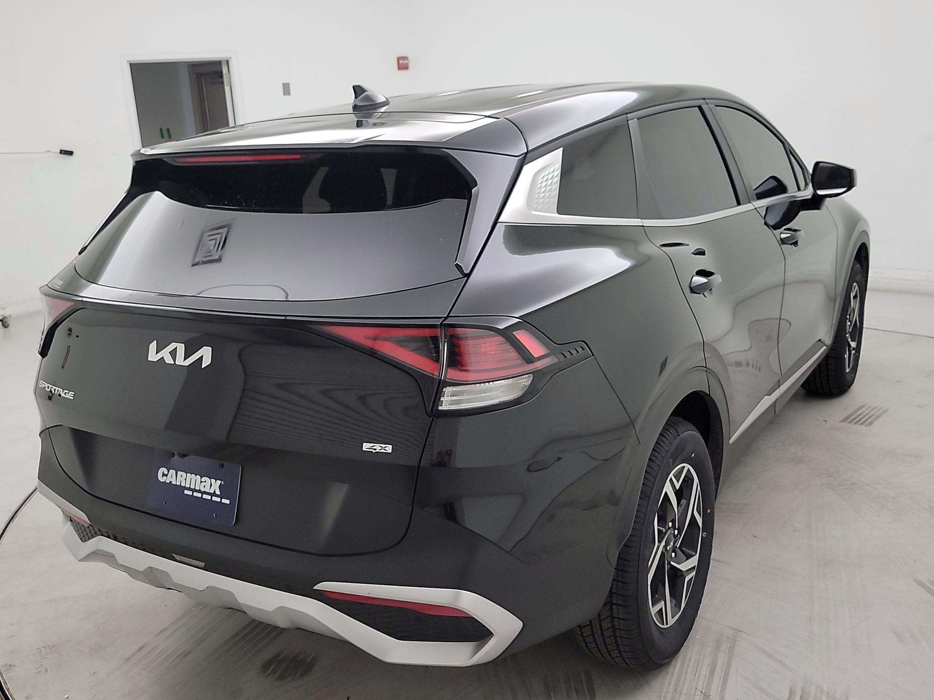 Thumbnail: 2024 Kia Sportage - 5