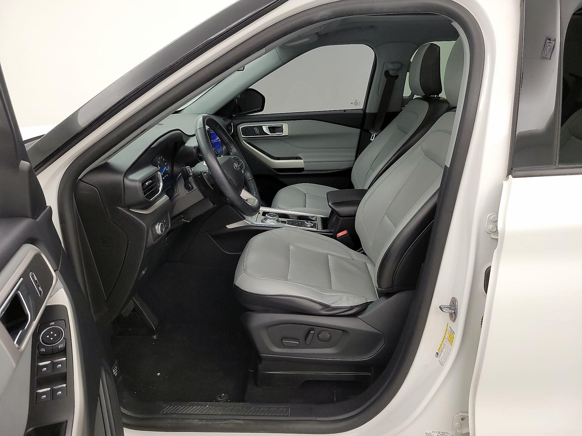 Thumbnail: 2021 Ford Explorer - 11