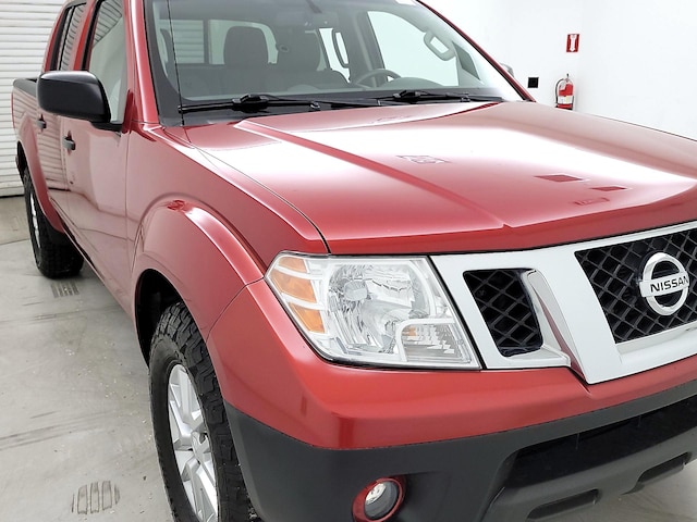 Red 2016 Nissan Frontier SV Crew Cab Pickup Truck 4X2 Automatic