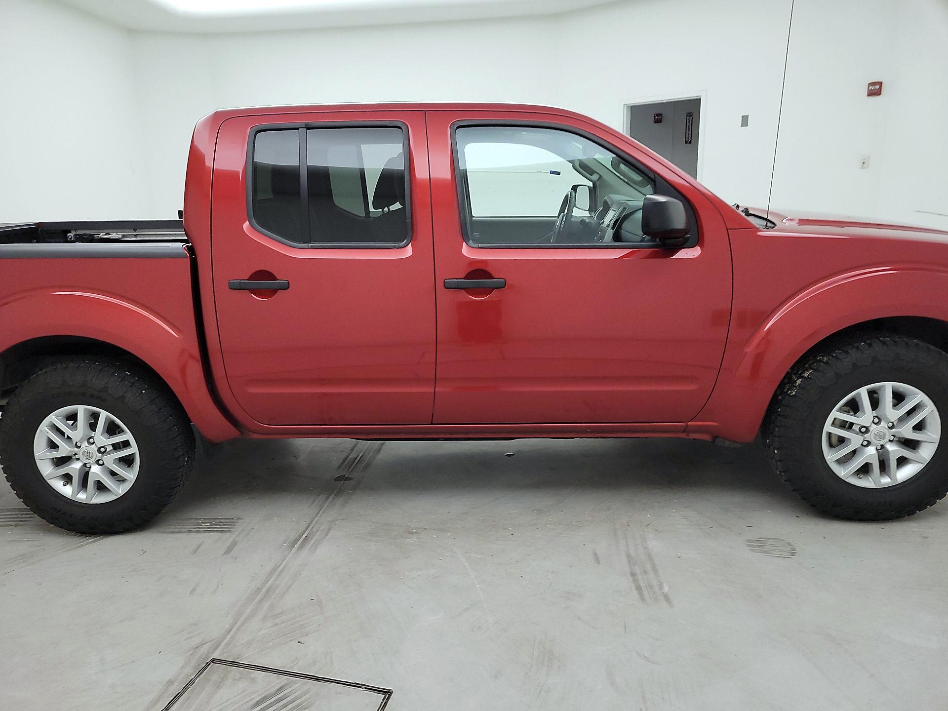 Thumbnail: 2016 Nissan Frontier - 4