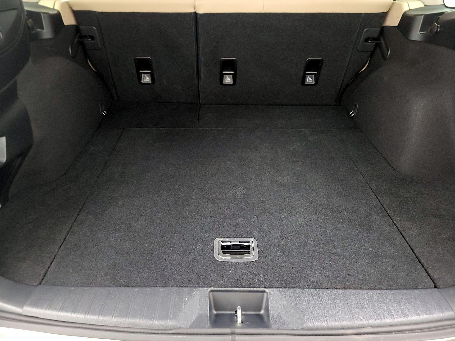 Thumbnail: 2018 Subaru Outback - 16