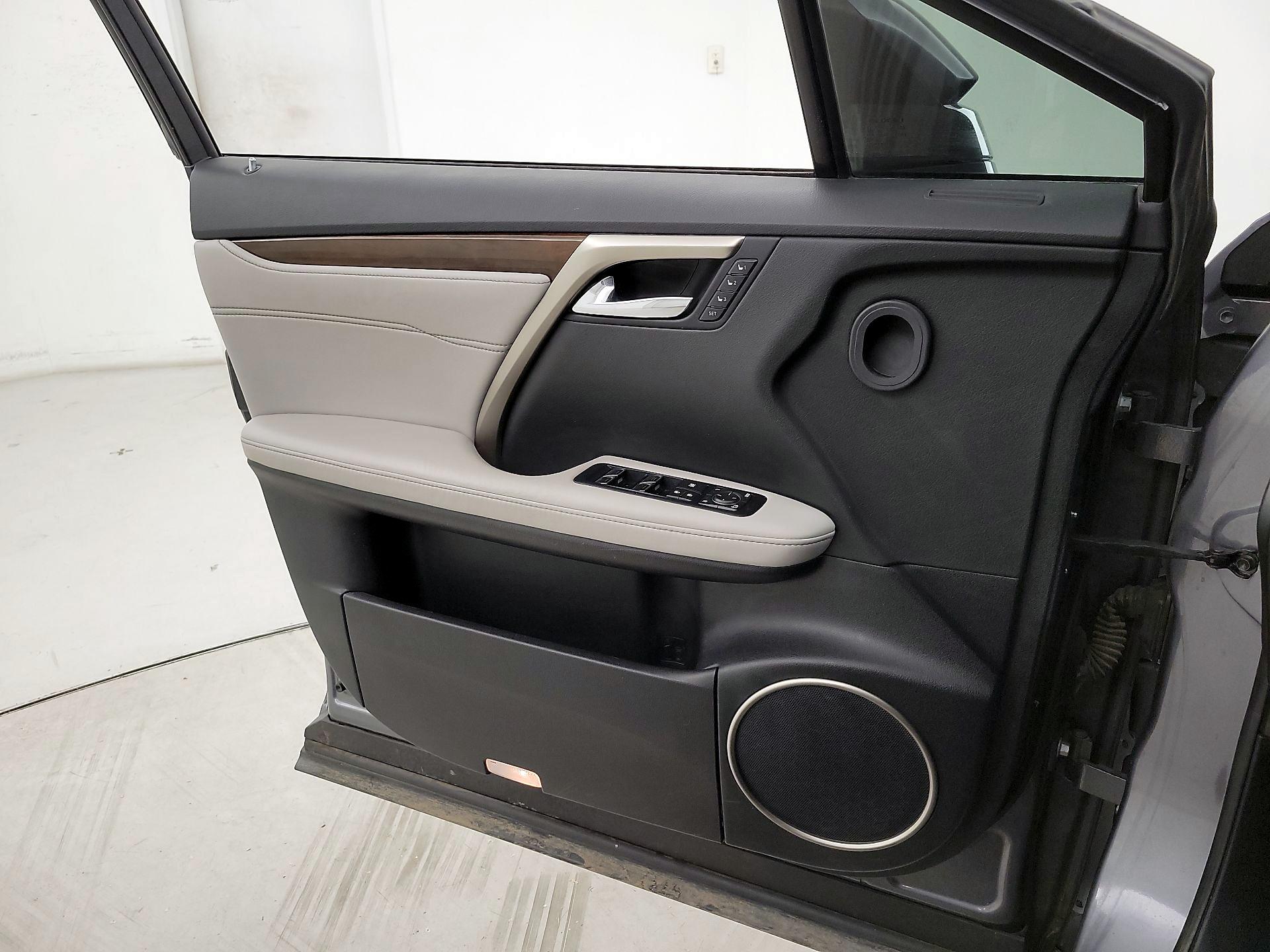 Thumbnail: 2017 Lexus RX - 12