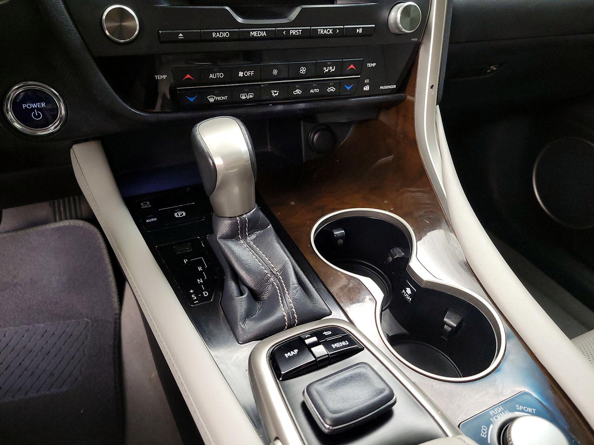 Thumbnail: 2017 Lexus RX - 18