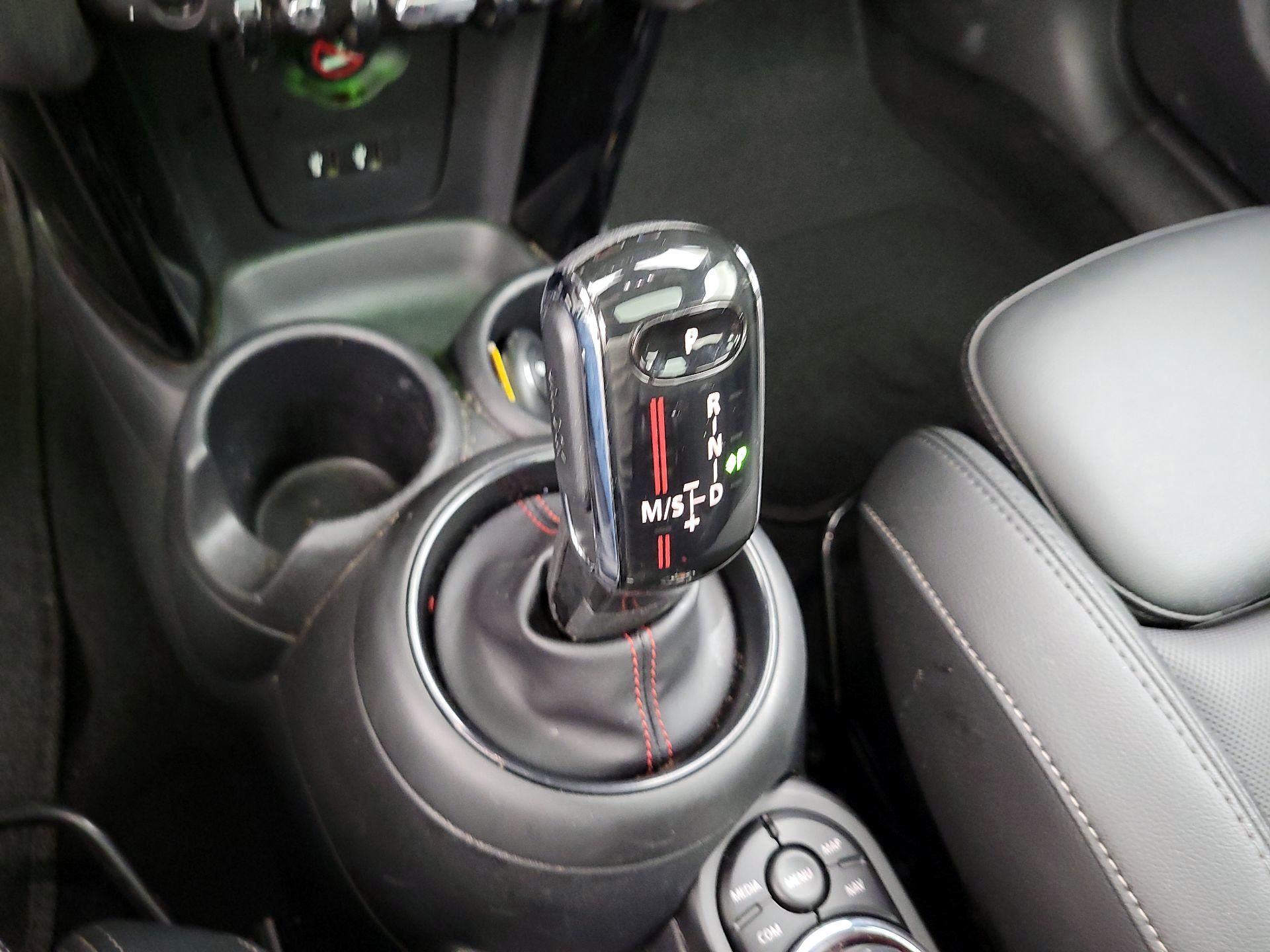 Thumbnail: 2020 MINI Cooper Hardtop - 13