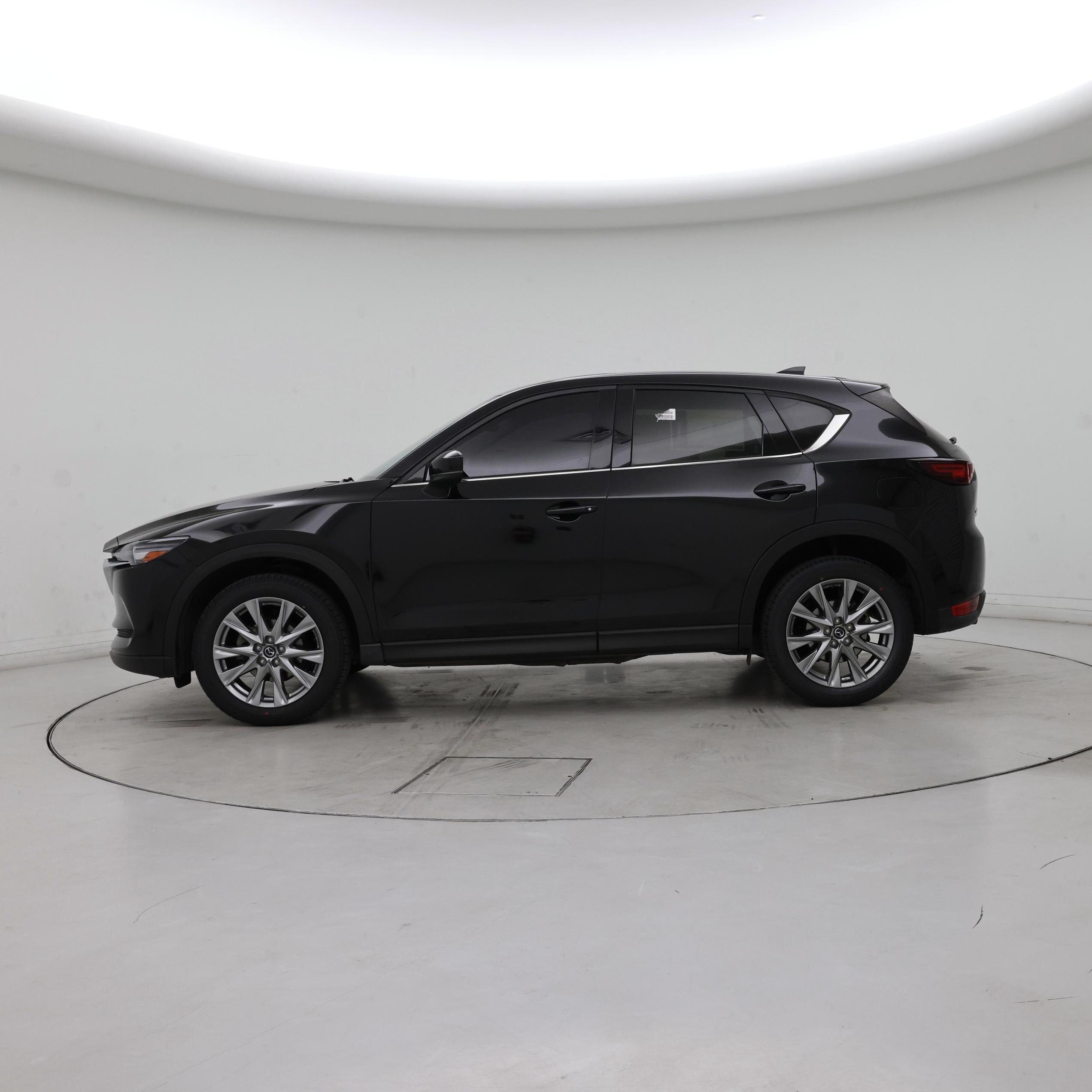 Thumbnail: 2020 Mazda CX-5 - 3
