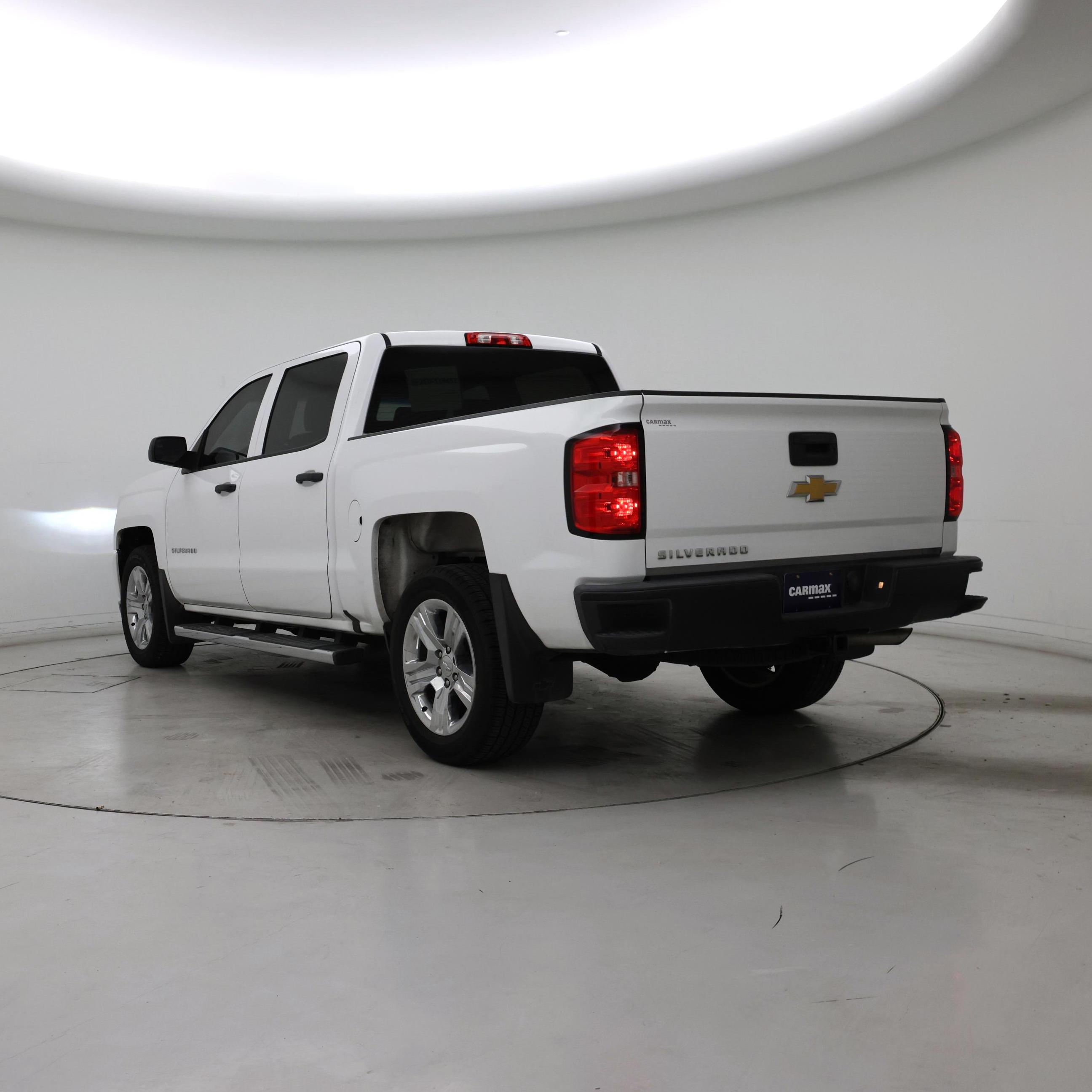 Thumbnail: 2018 Chevrolet Silverado 1500 - 2