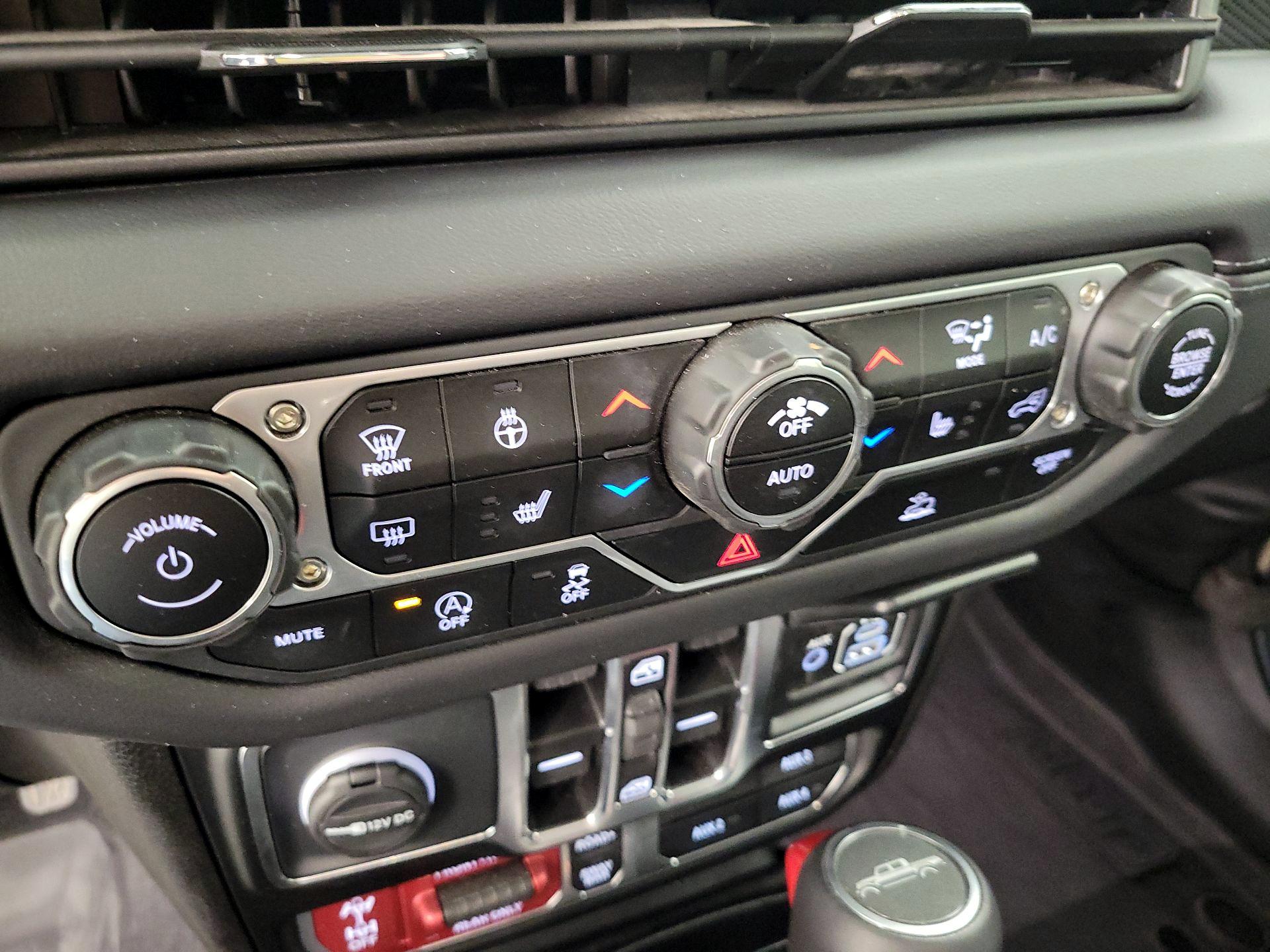 Thumbnail: 2025 Jeep Gladiator - 12
