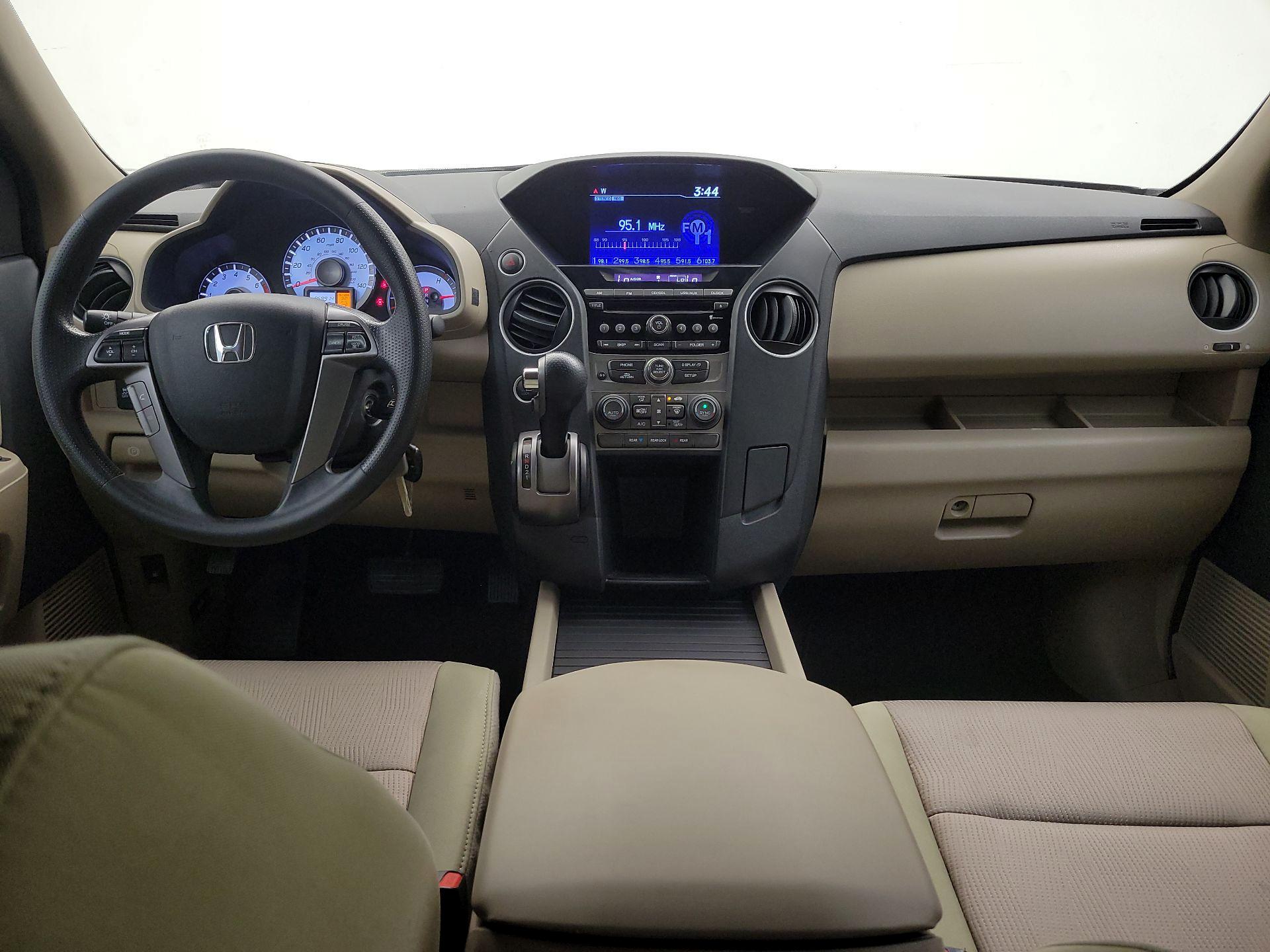 Thumbnail: 2015 Honda Pilot - 9