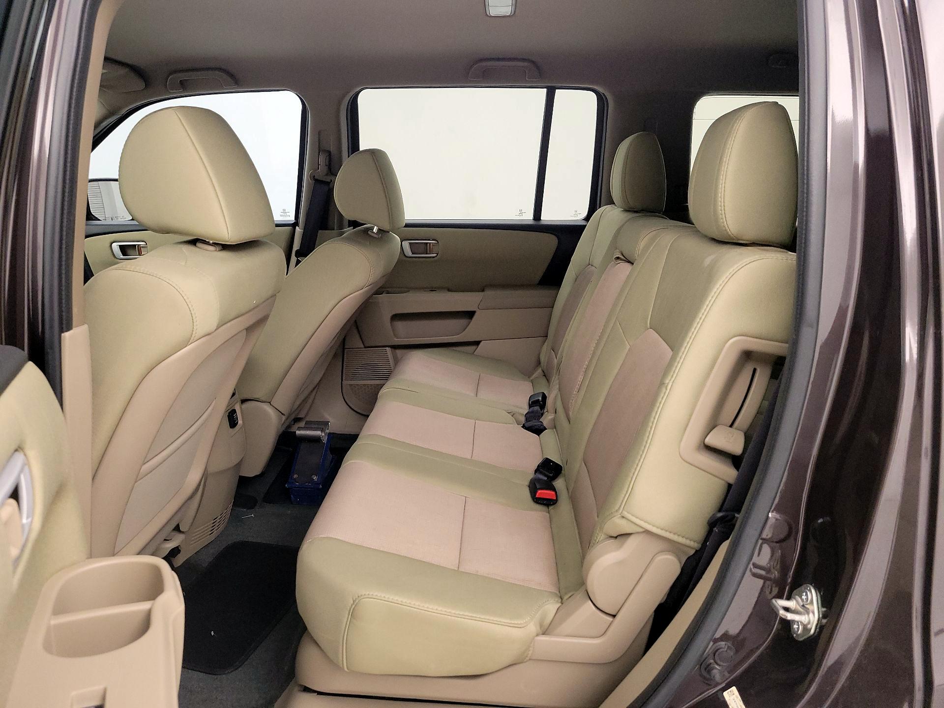 Thumbnail: 2015 Honda Pilot - 19