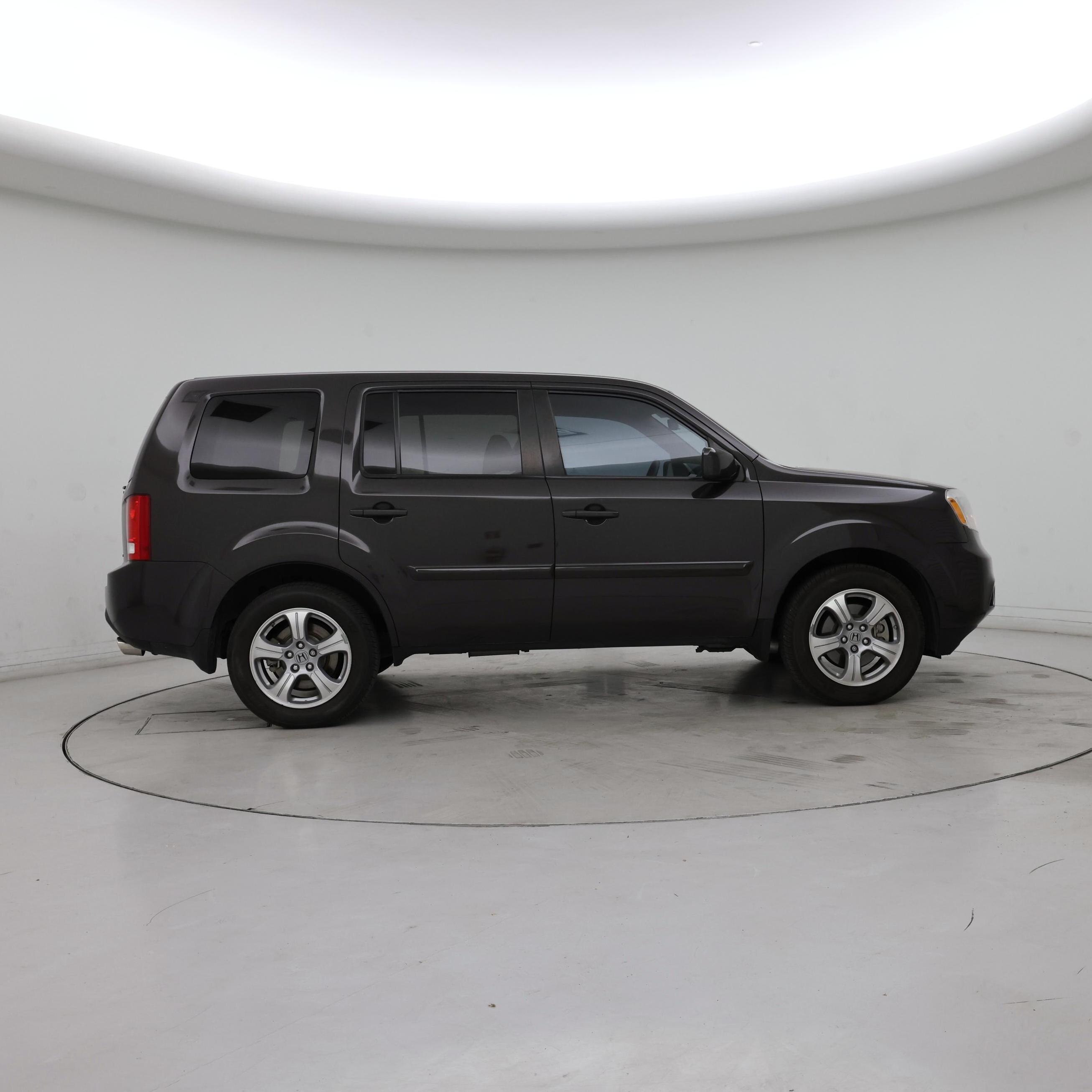 Thumbnail: 2015 Honda Pilot - 7