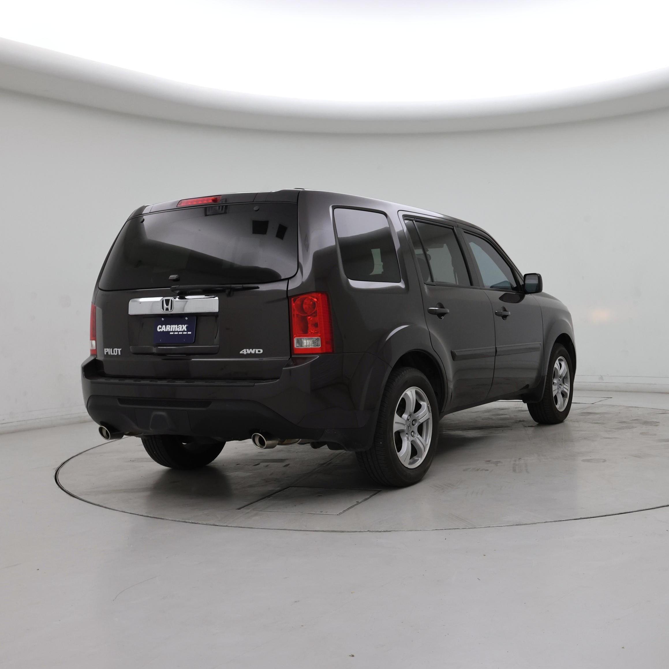 Thumbnail: 2015 Honda Pilot - 8