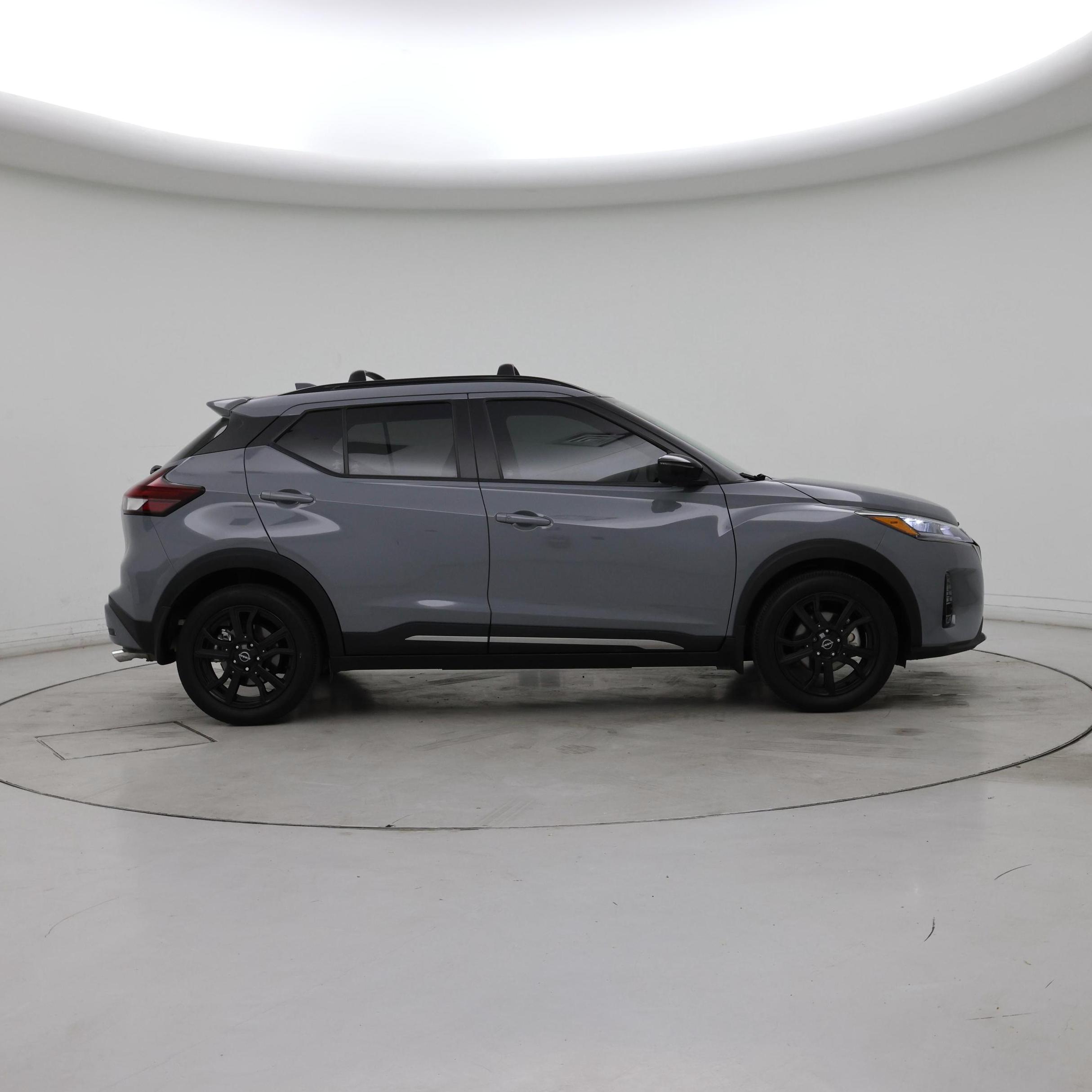 Thumbnail: 2022 Nissan Kicks - 7